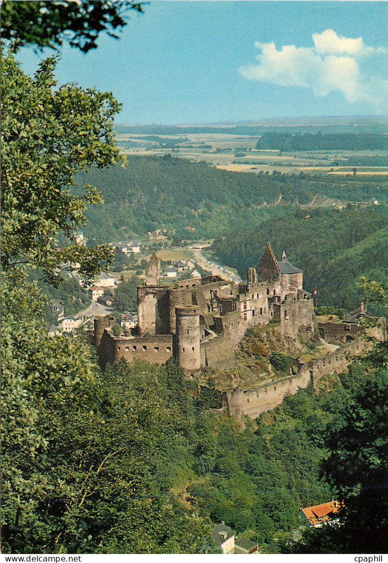 CPM Vianden Chateau medieval