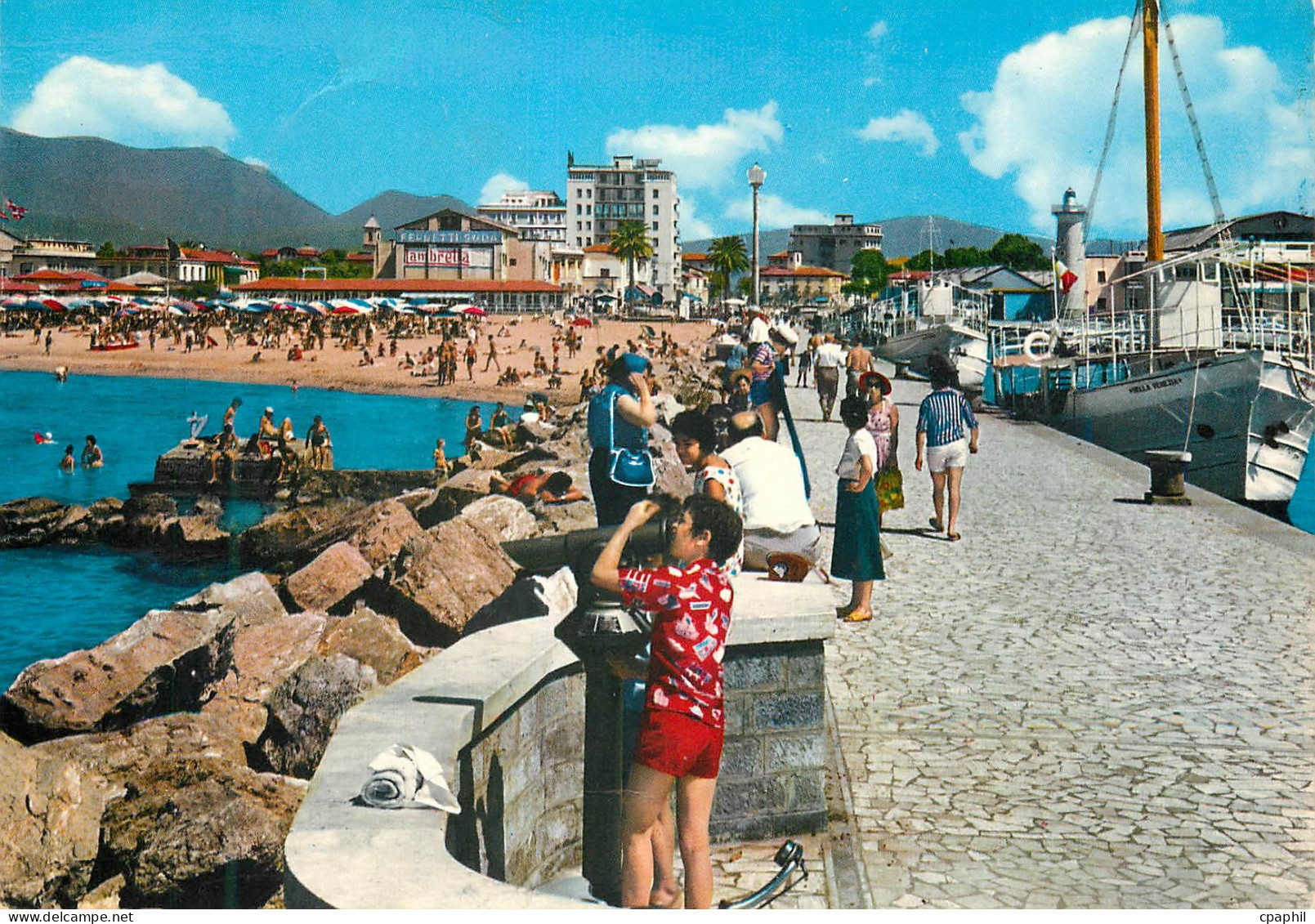 CPM Viareggio Le quai