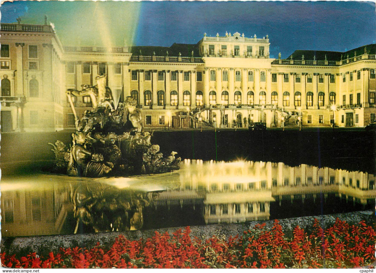 CPM Vienne Chateau de Schoenbrunn Nocturnelle