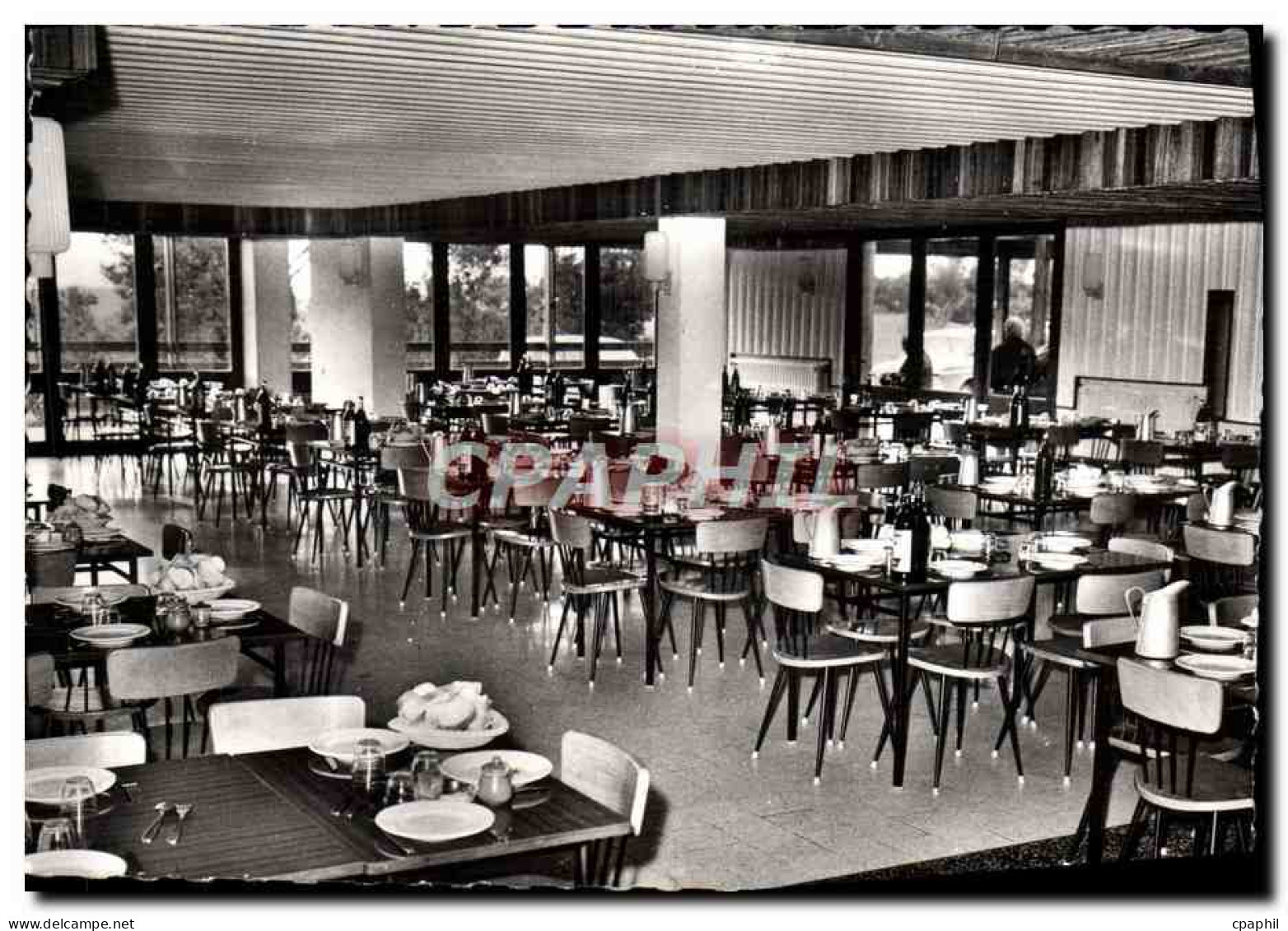 CPM Village de Vacances pour familles Le Restaurant Le Pradet VVF