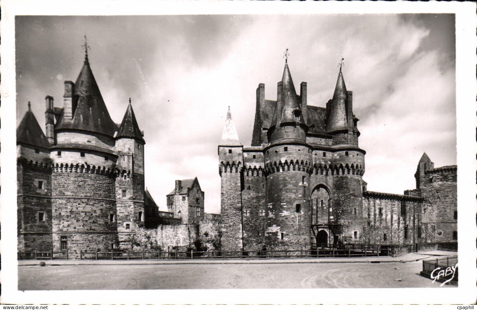 CPM Vitre Le Chateau