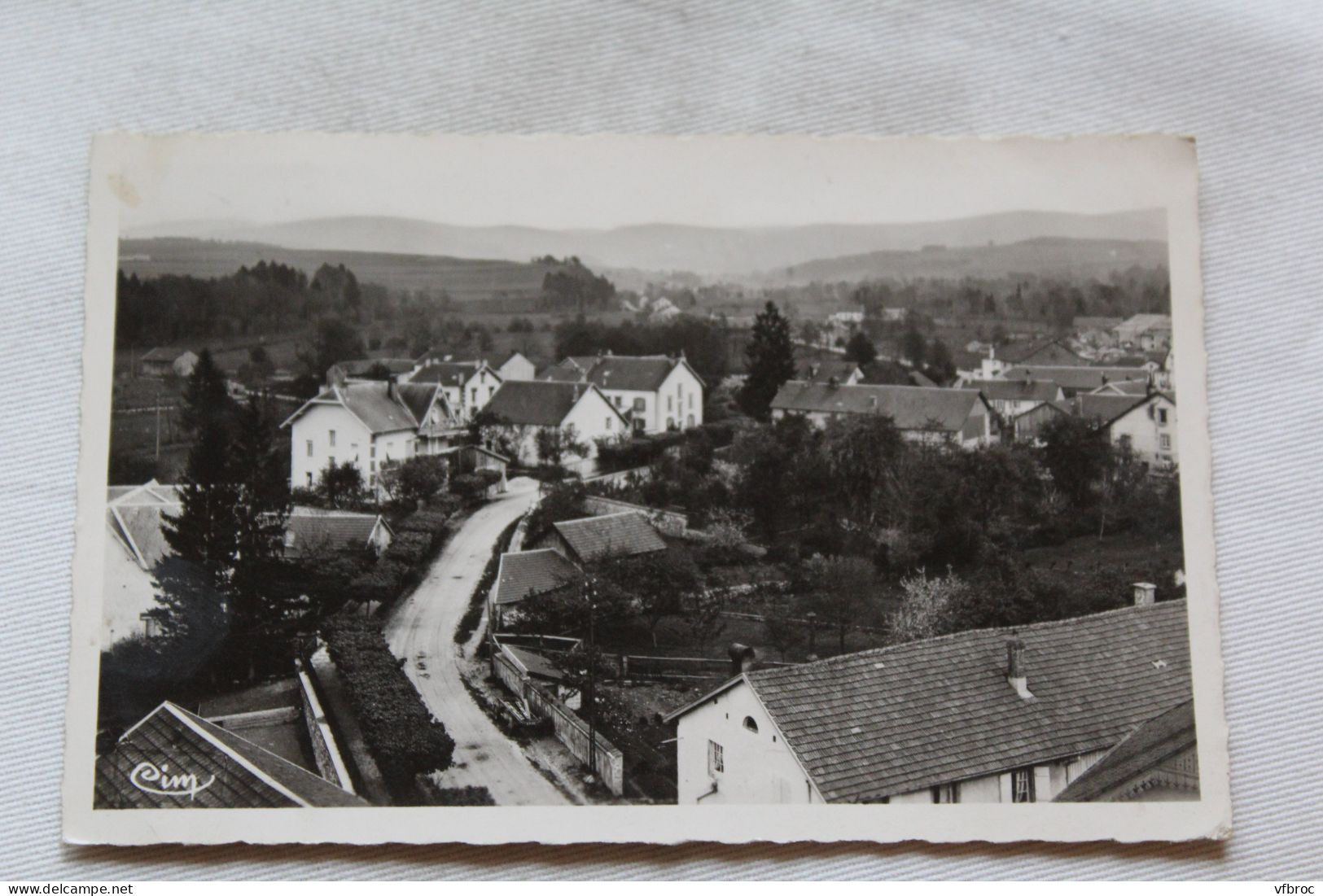 Cpsm 1950, Corcieux, rue de la vallée et le Rain Méline, Vosges 88