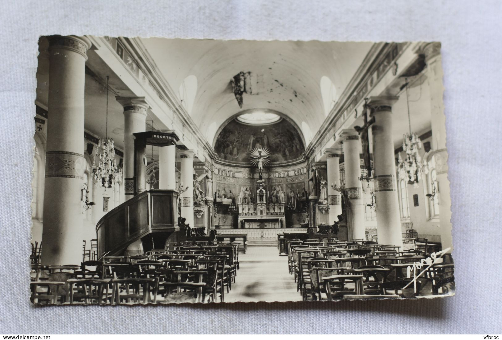 Cpsm 1952, Trun, vue intérieur de l'église, Orne 61
