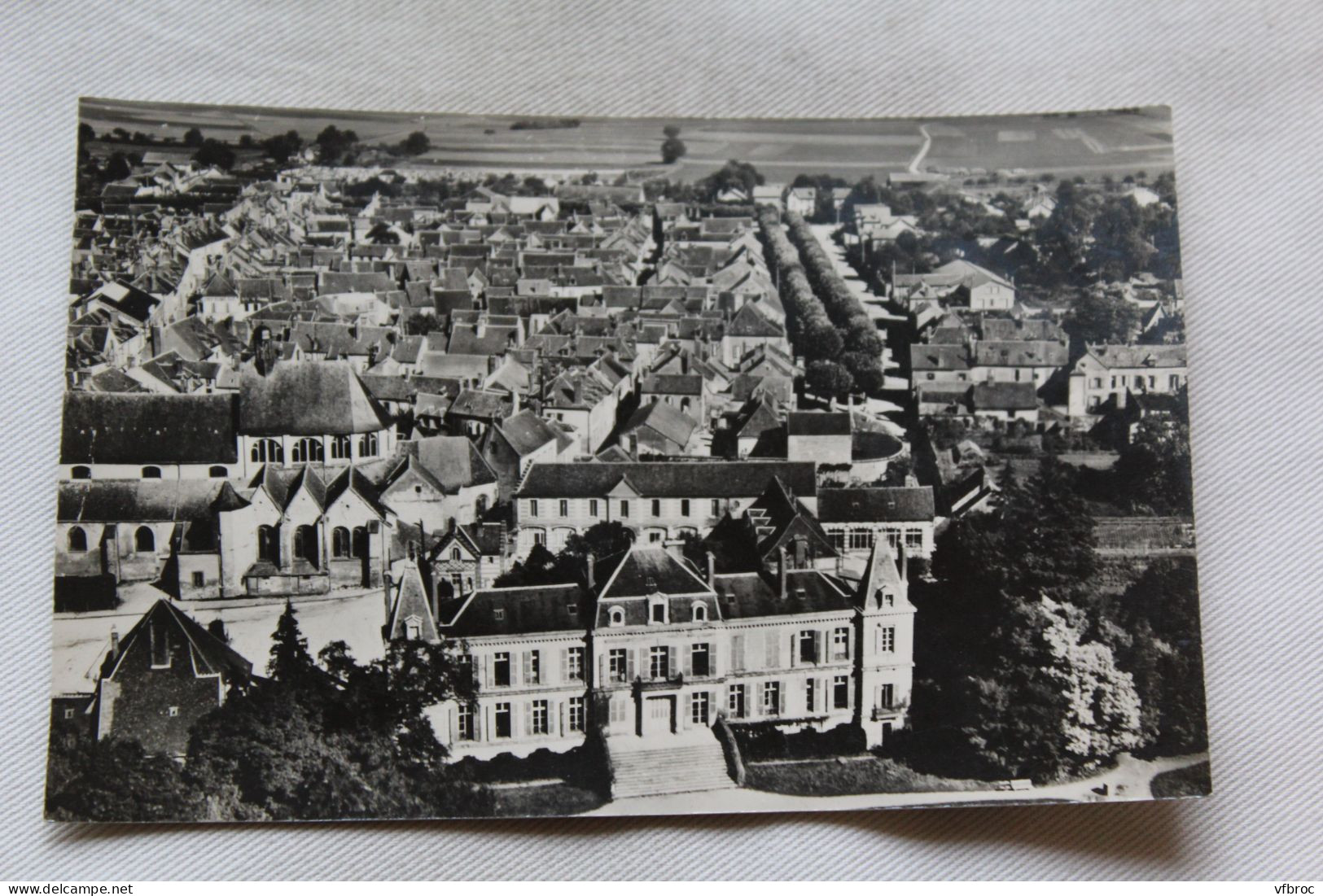 Cpsm 1953, Brienon sur Armançon, vue aérienne sur le château, Yonne 89