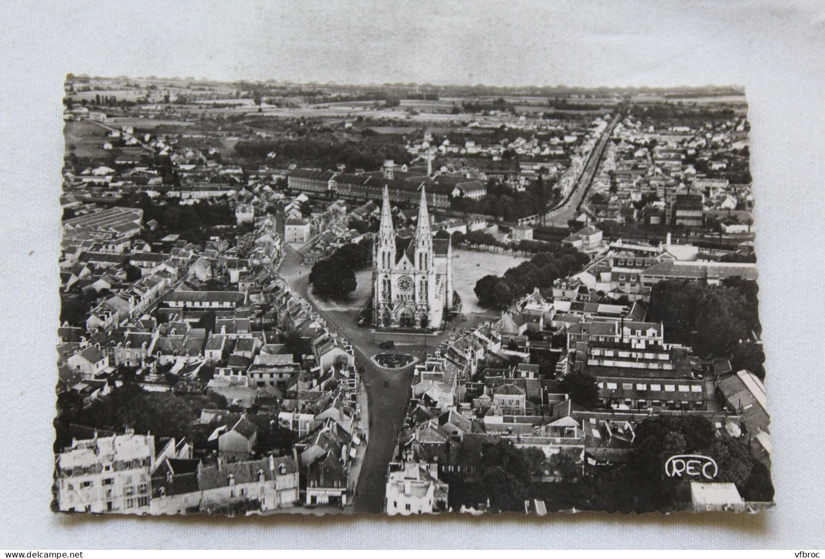 Cpsm 1953, Châteauroux, par avion, le quartier saint Luc, l'avenue de la Châtre, Indre 36