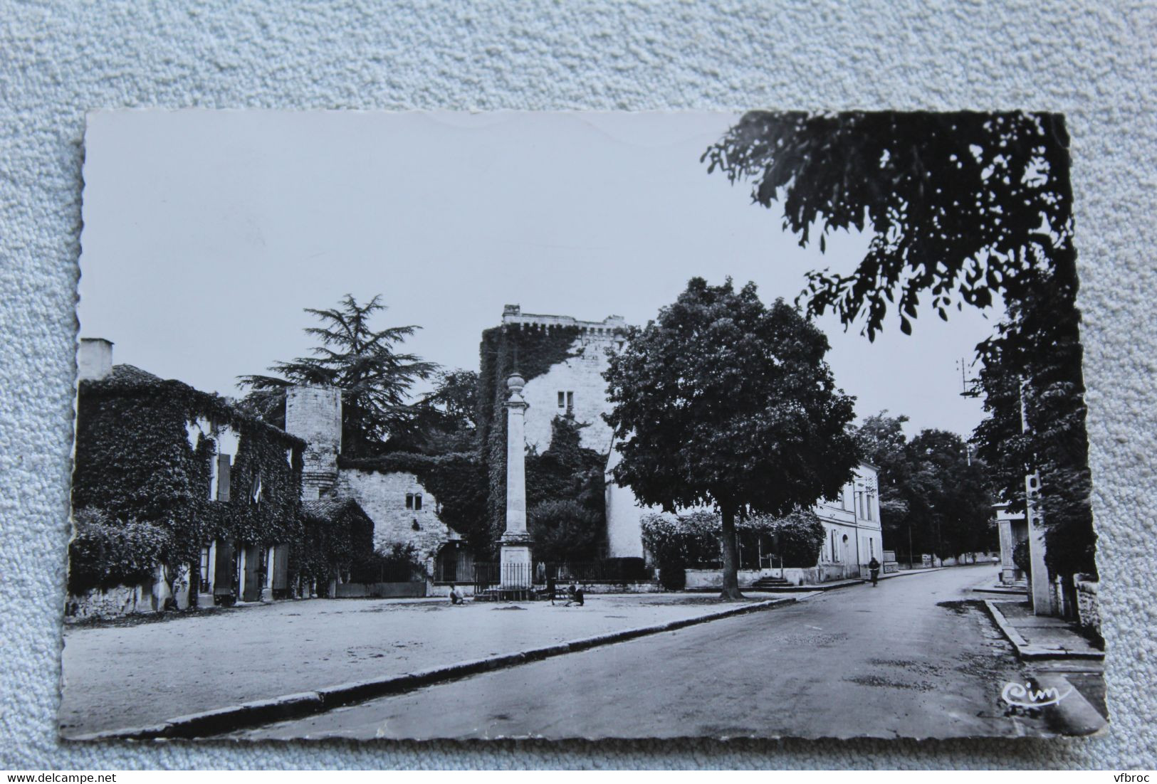 Cpsm 1953, Eymet, le château XIIIème siècle, Dordogne 24