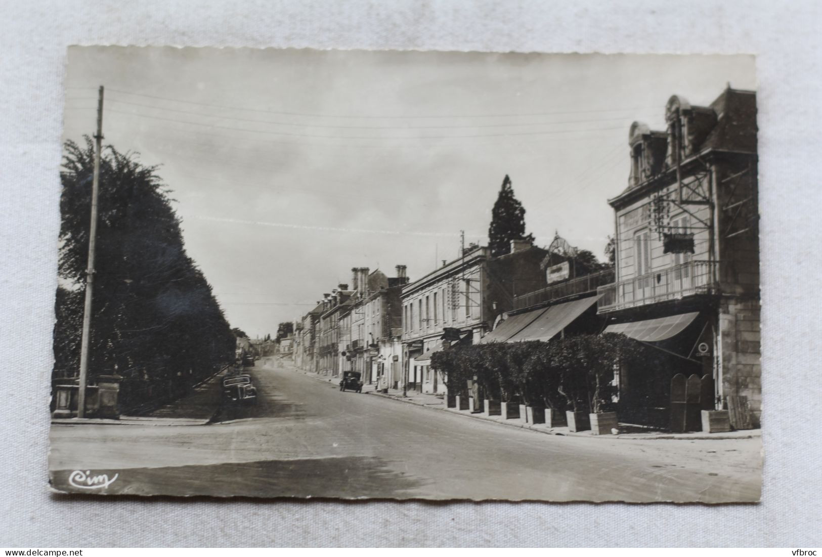 Cpsm 1954, Saint Maixent l'Ecole, avenue Gambetta, Deux Sèvres 79