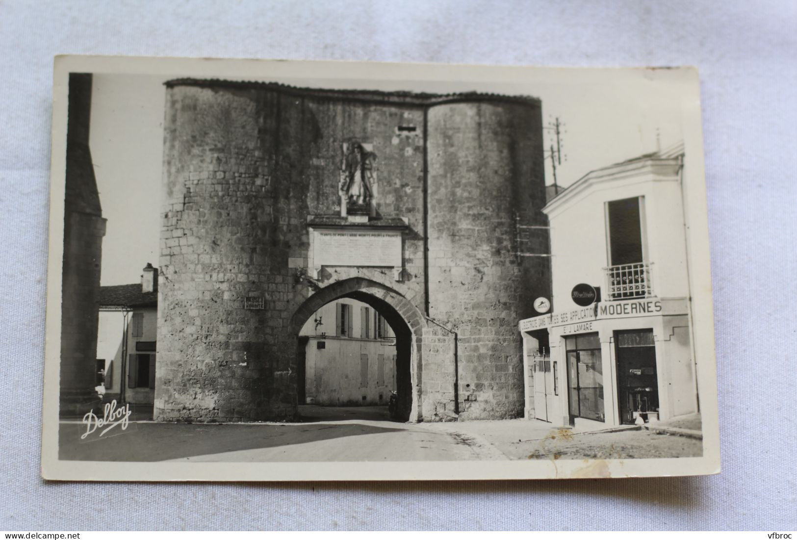 Cpsm 1955, Pont l'Abbé d'Arnoult , le porche, Charente Maritime 17