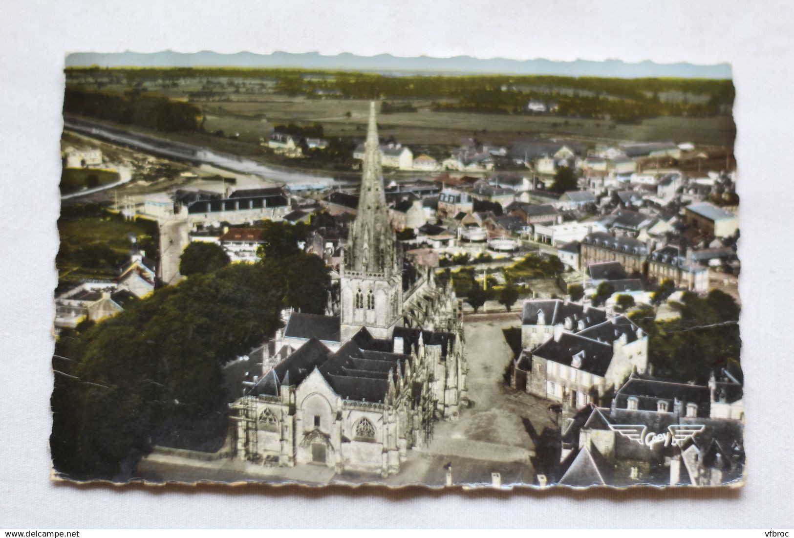 Cpsm 1962, Carentan, la France vue du ciel, l'église, Manche 50