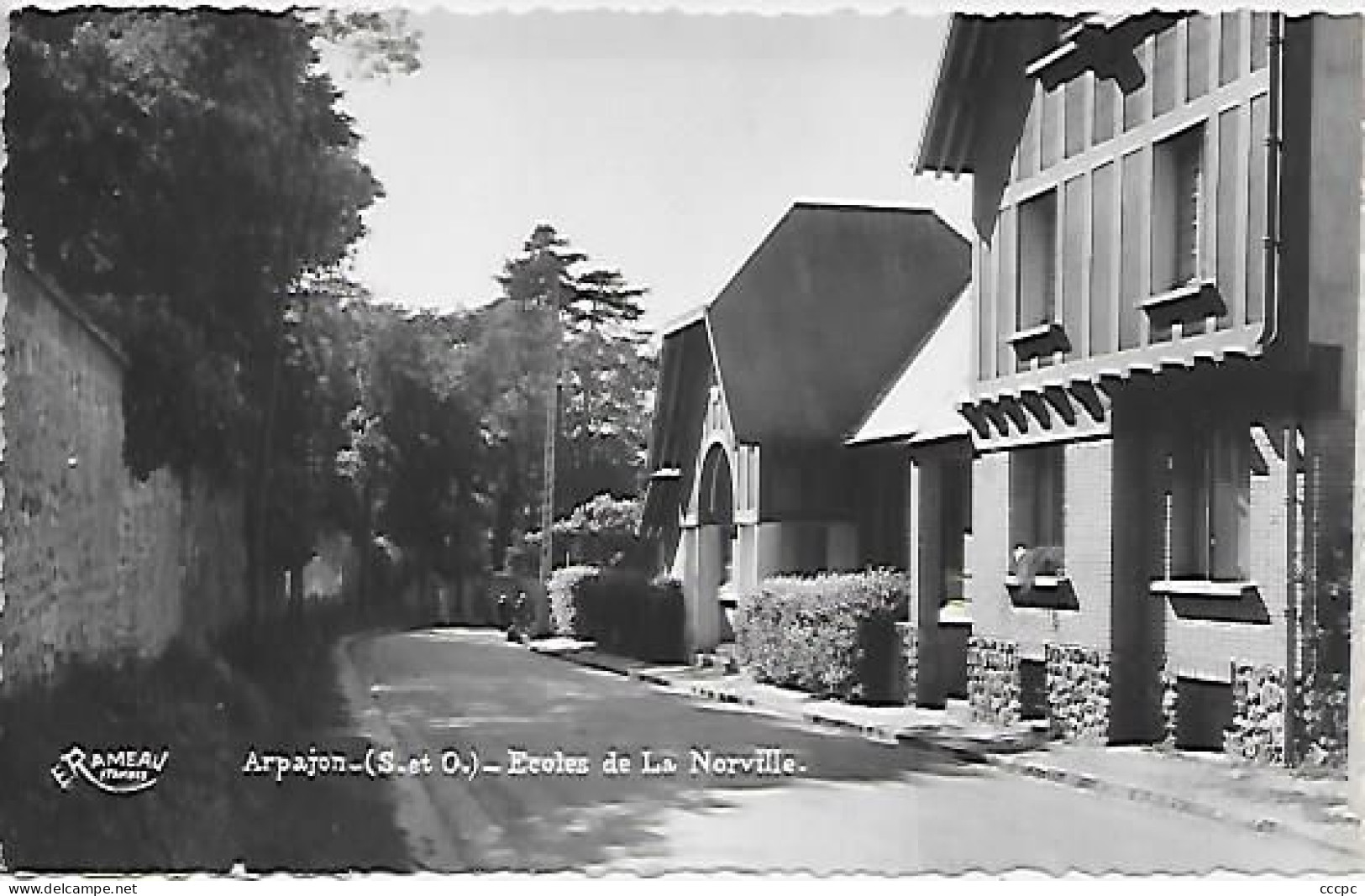 CPSM Arpajon Ecole de la Norville