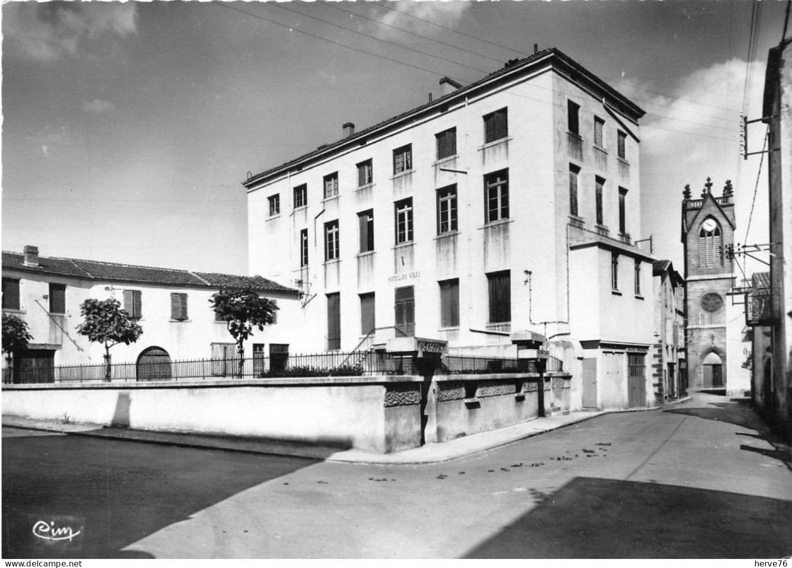 CPSM - AUBIERE - la Mairie et l'Eglise