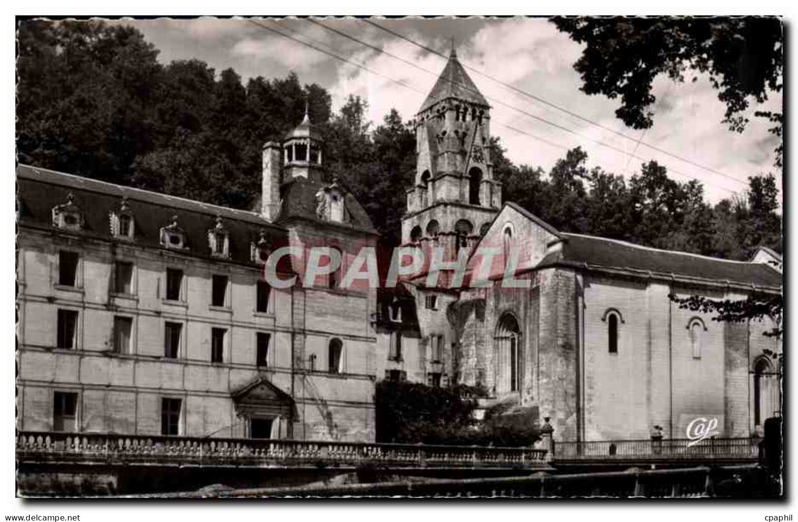 CPSM Brantome L eglise 11eme