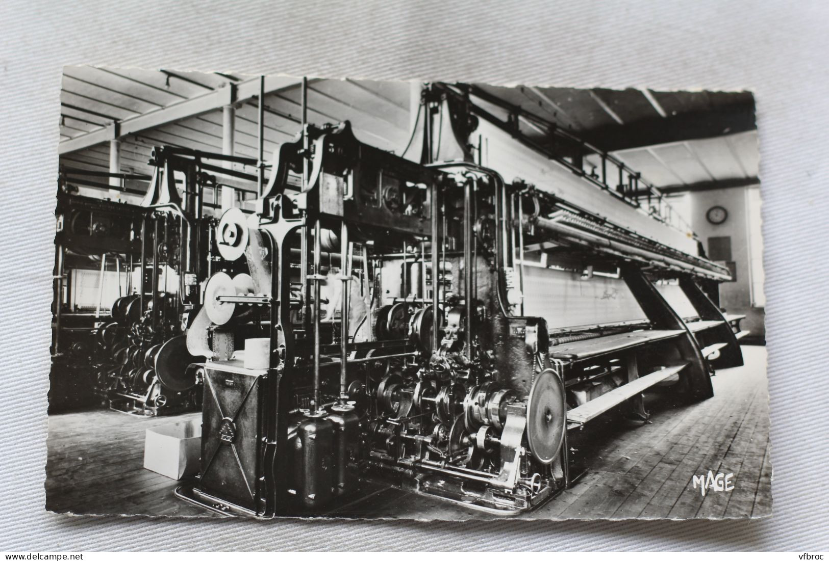 Cpsm, Caudry, métier à broder mécanique avec son automate, Nord 59