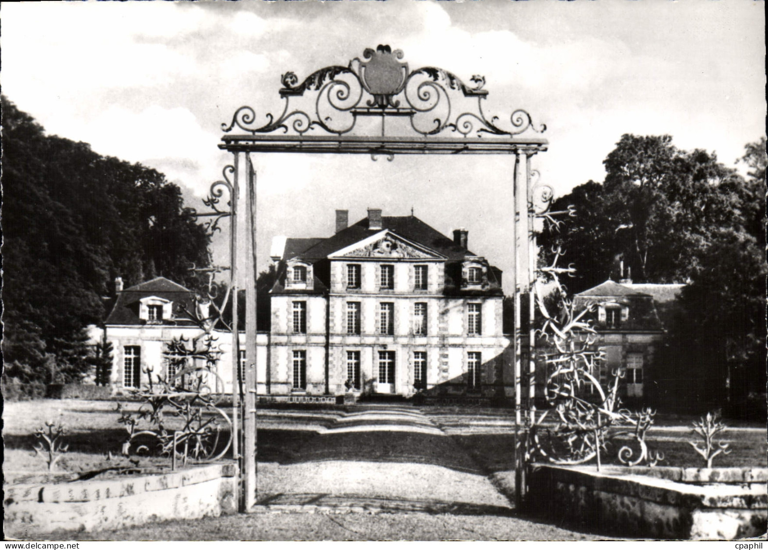 CPSM Chateau de Nandy par Cesson (Seine et Marne)