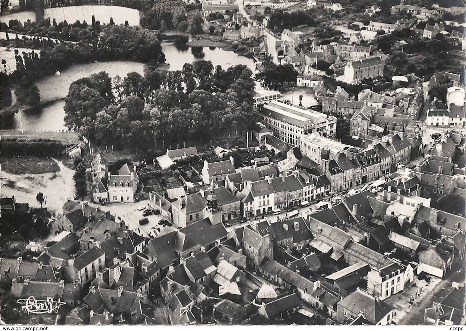 CPSM Châtelaudren vue aérienne générale