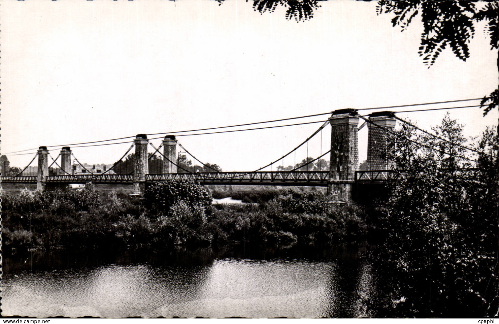 CPSM Chatillon sur Loire Les bords de la loire