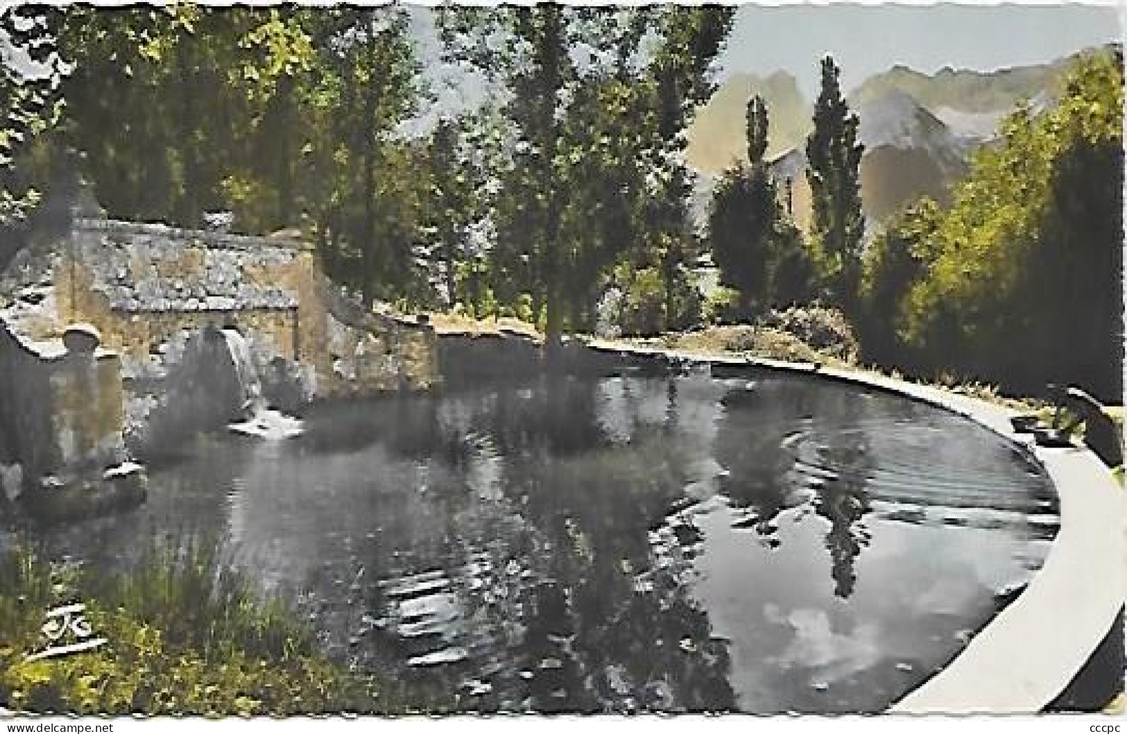 CPSM Chauffayer La Pièce d'eau du Château des Herbeys