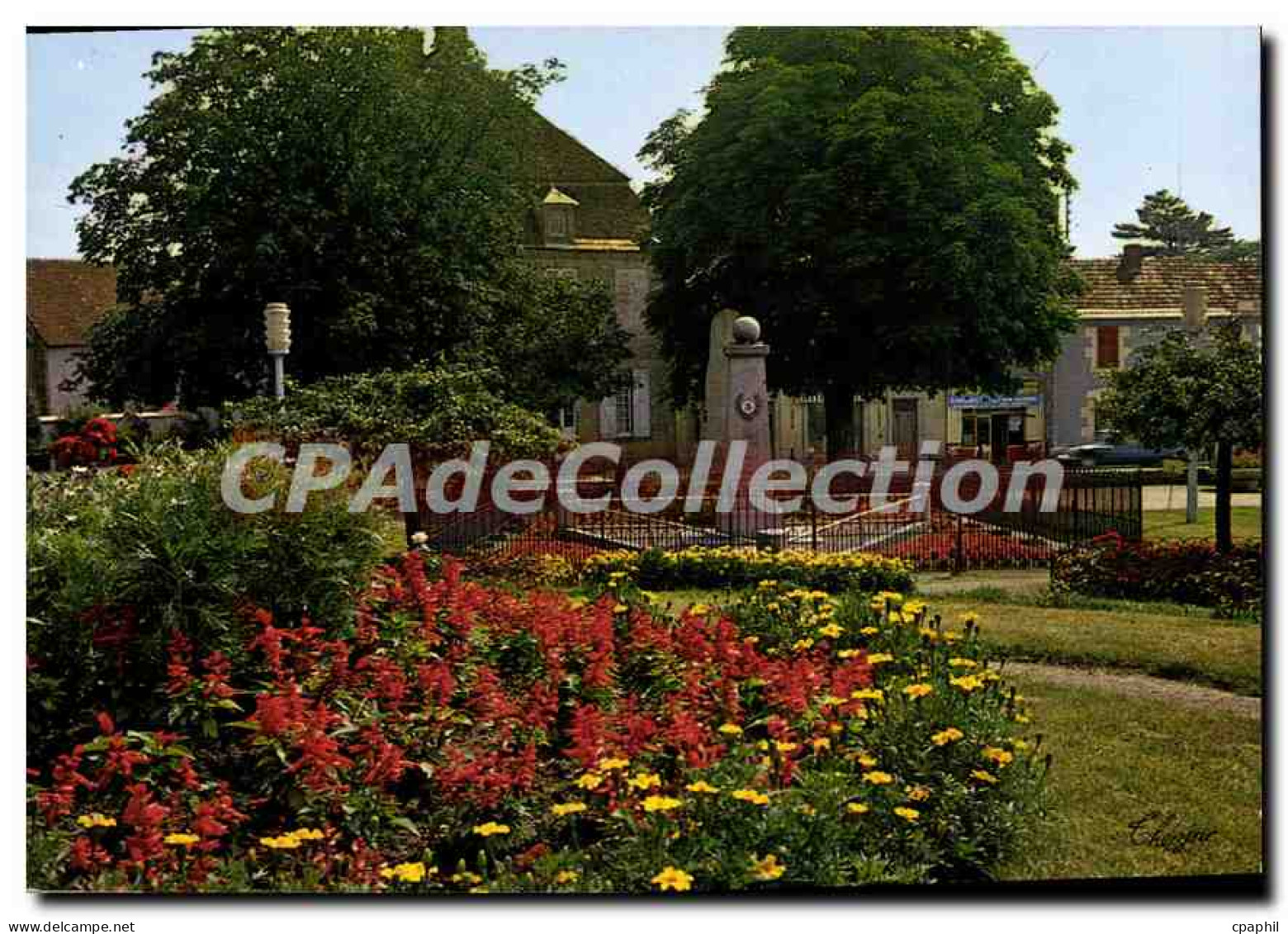 CPSM CHENERAILLES monument Aimé Monteil