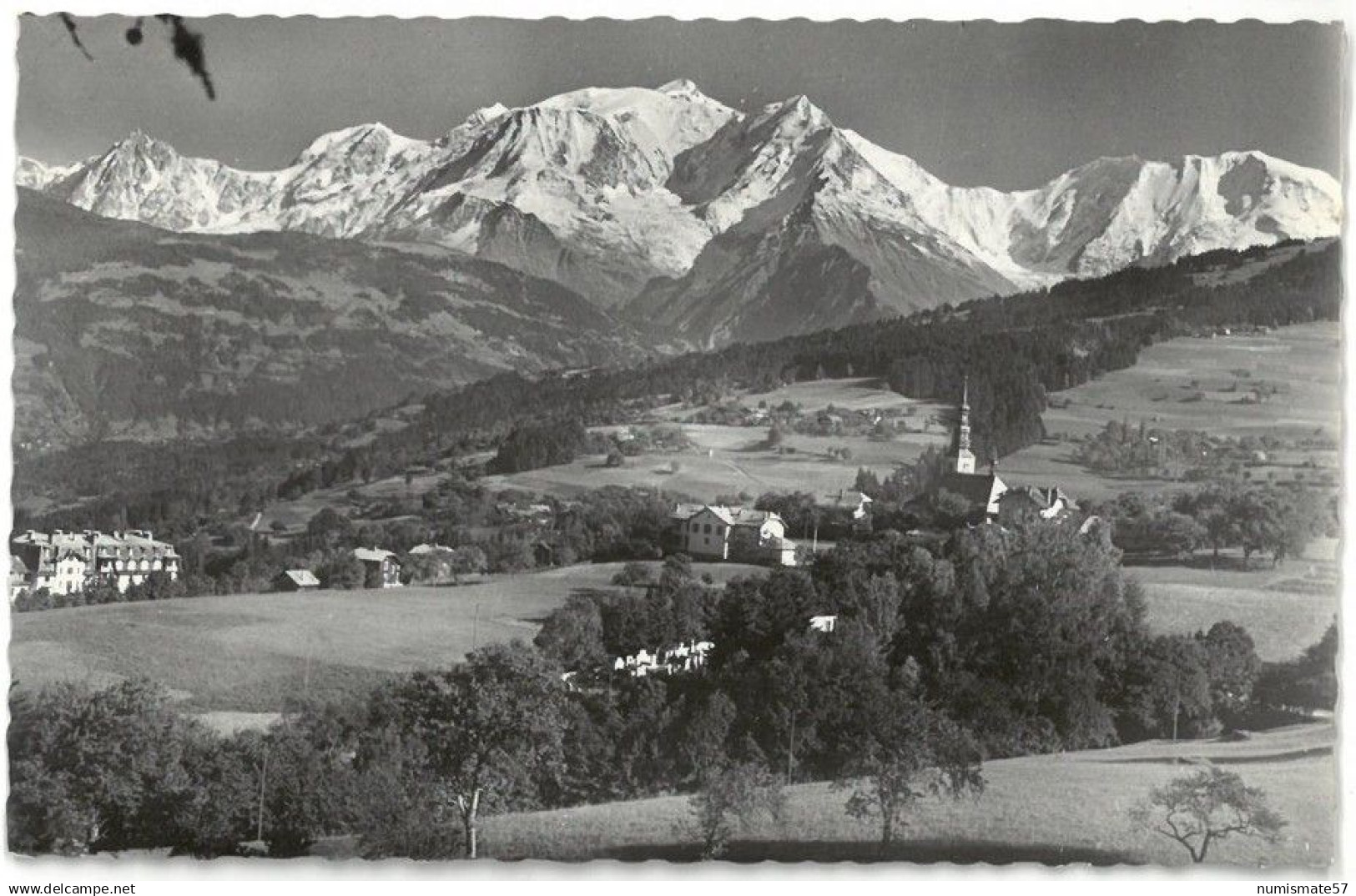 CPSM COMBLOUX - Vue générale et le Mont-Blanc - Ed. A.D. Salmona , Combloux