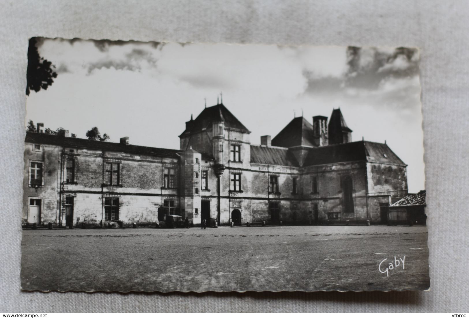 Cpsm, Coulonges sur l'Autize, l'hôtel de ville, Deux Sèvres 79