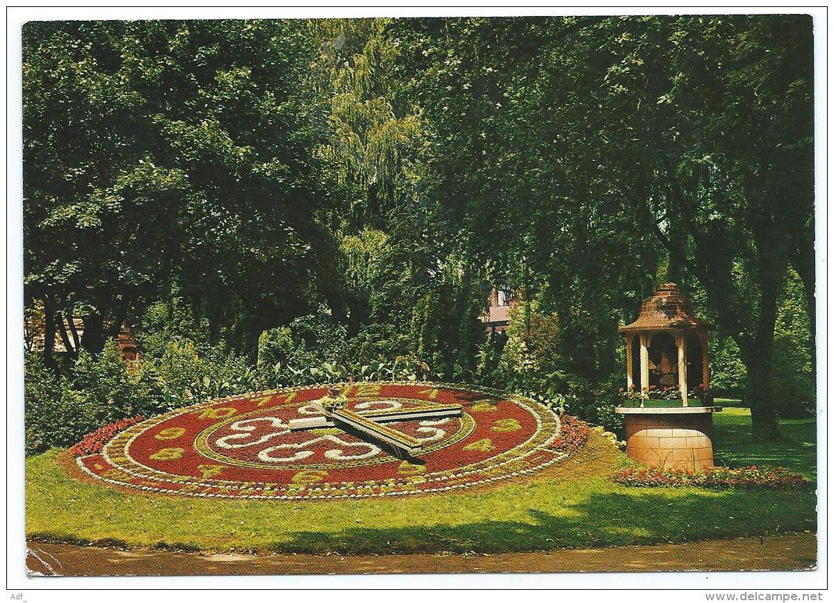 CPSM DIFFERDANGE, HORLOGE FLEURIE AU PARC GERLACHE, LUXEMBOURG