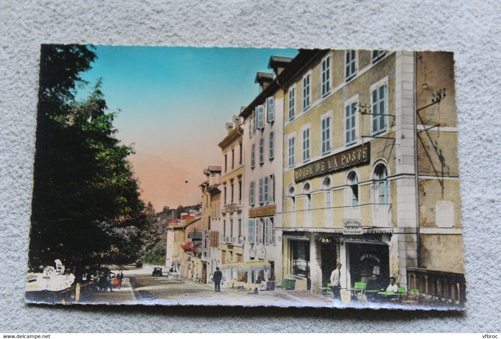 Cpsm, Eaux Bonnes, l'avenue Louis Barthou et les hôtels, Pyrénées atlantiques 64