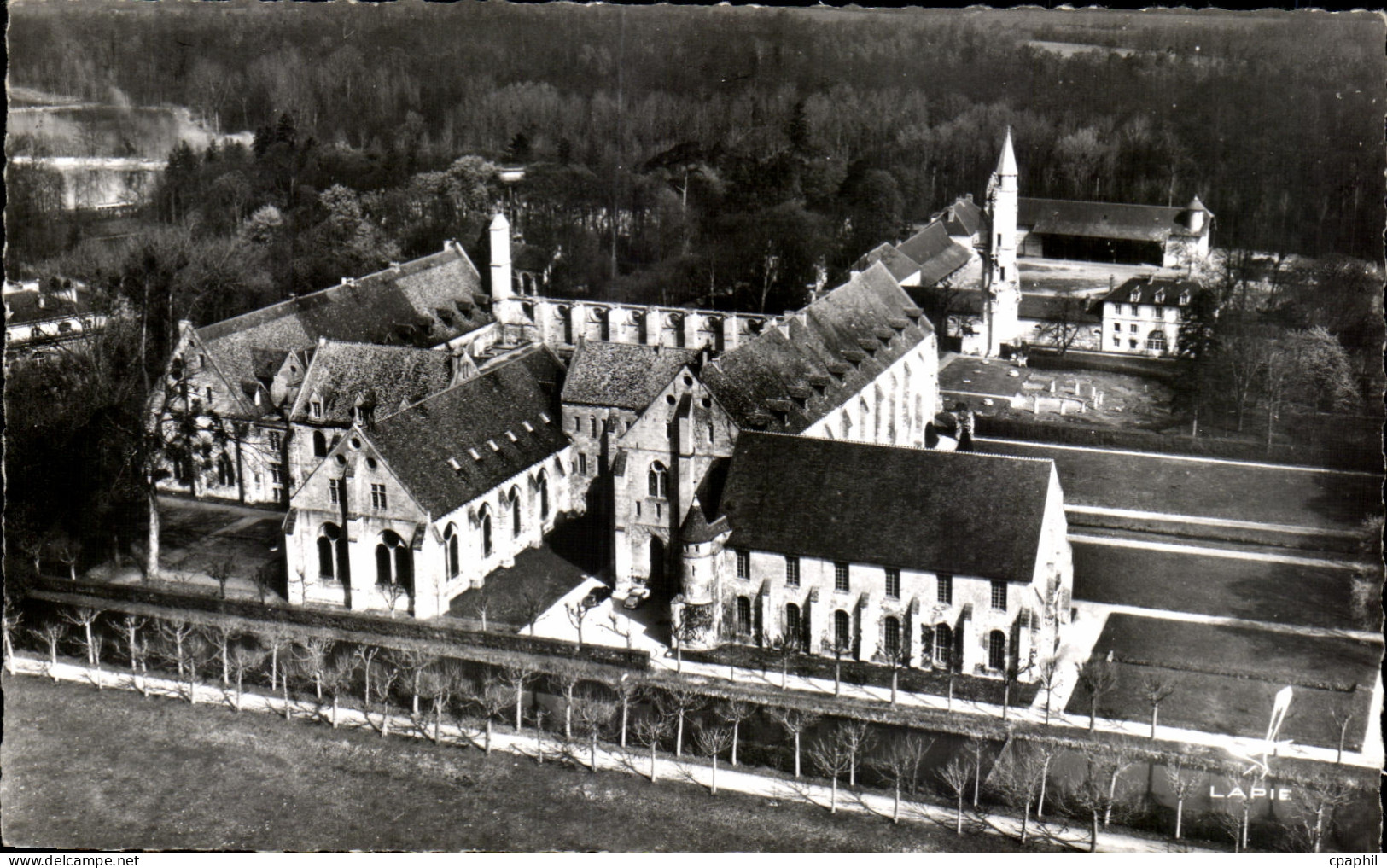 CPSM En Avion Au Dessus De Abbaye de Royaumont Asnieres sur oise Abbaye de Royaumont