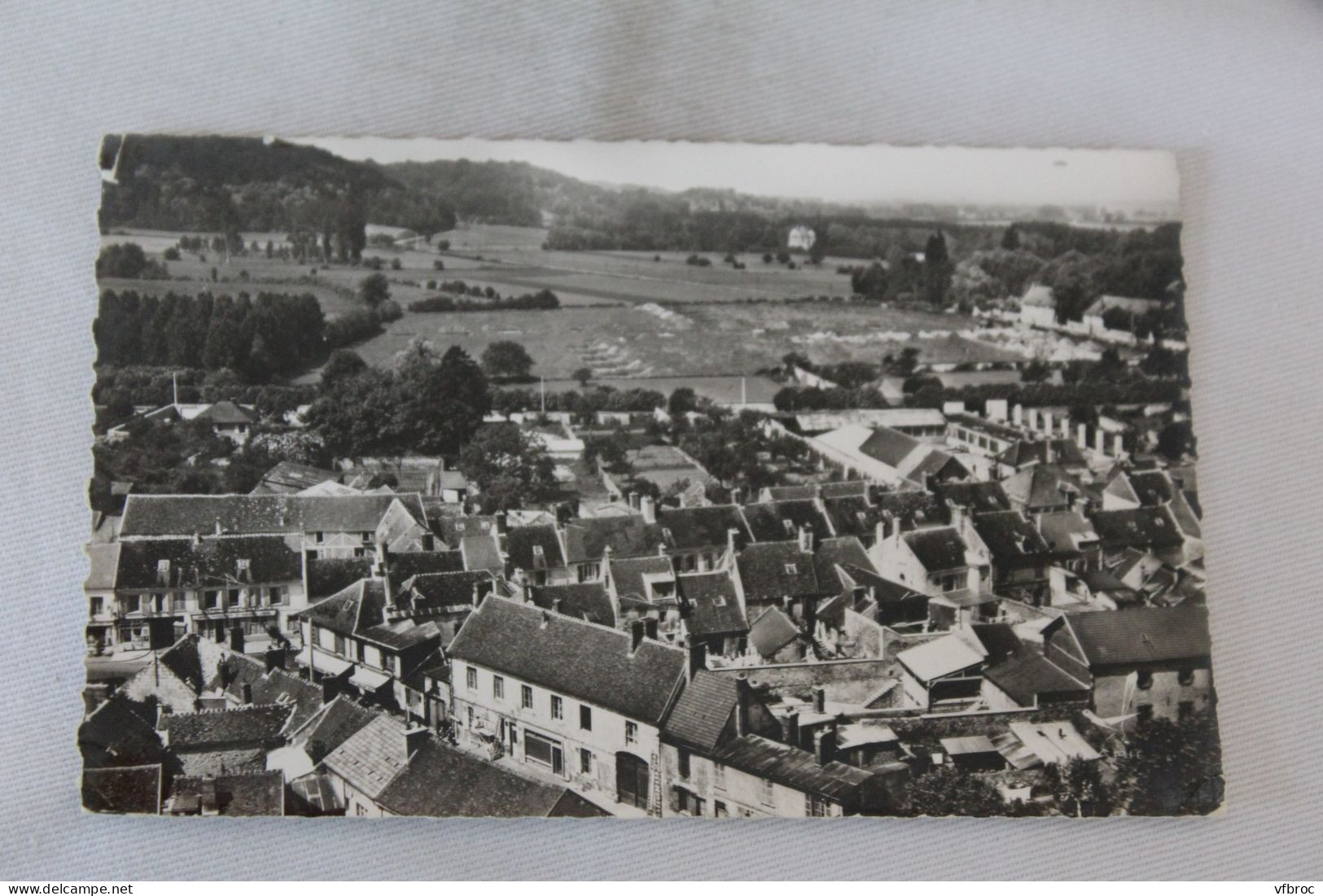 Cpsm, en avion au dessus de Verberie, centre ville, Oise 60