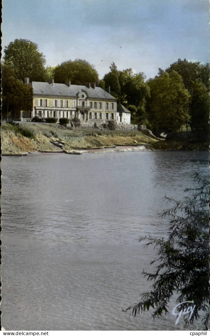 CPSM Environs de Lizy sur Ourcq Chateau Marysien