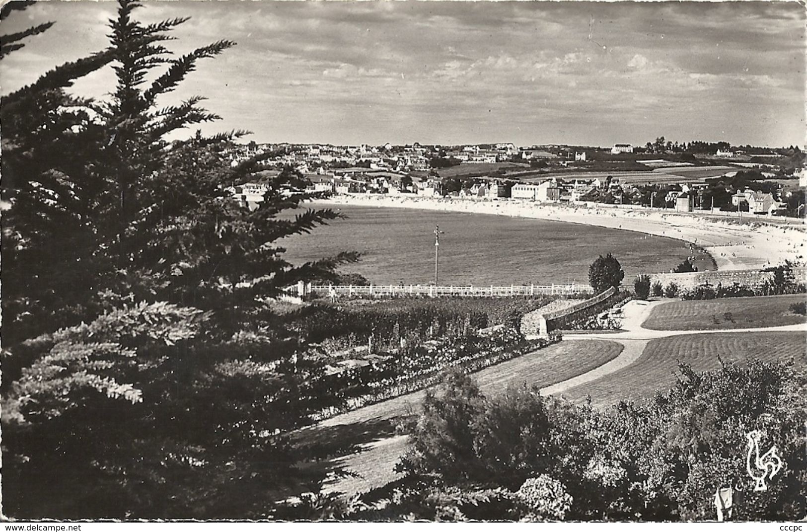 CPSM Erquy la  Plage du centre du Goulat d'Erquy