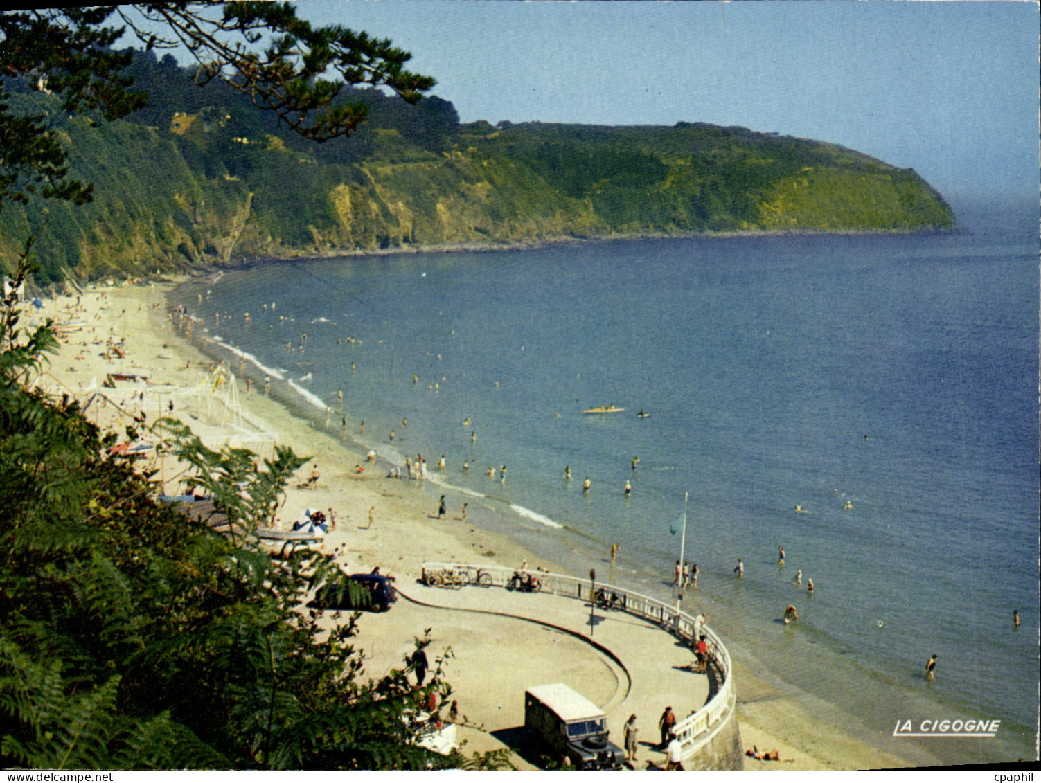 CPSM ETABLES-sur-MER plage des Gobelins