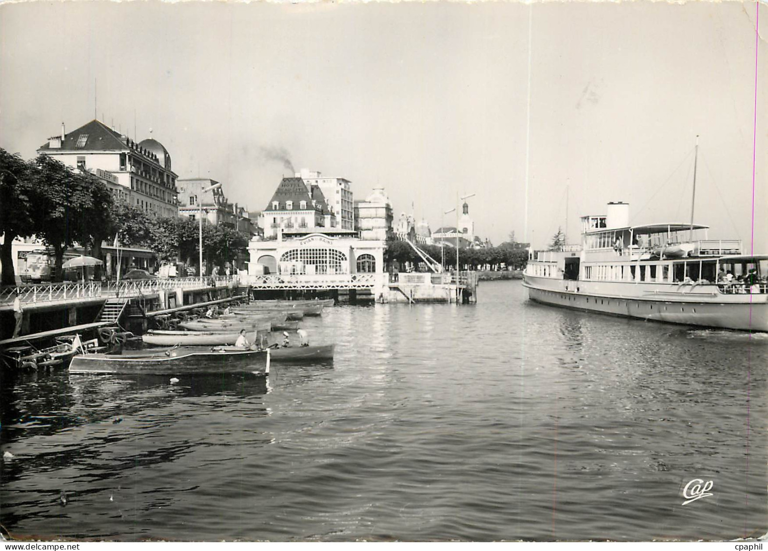 CPSM Evian les Bains le Port