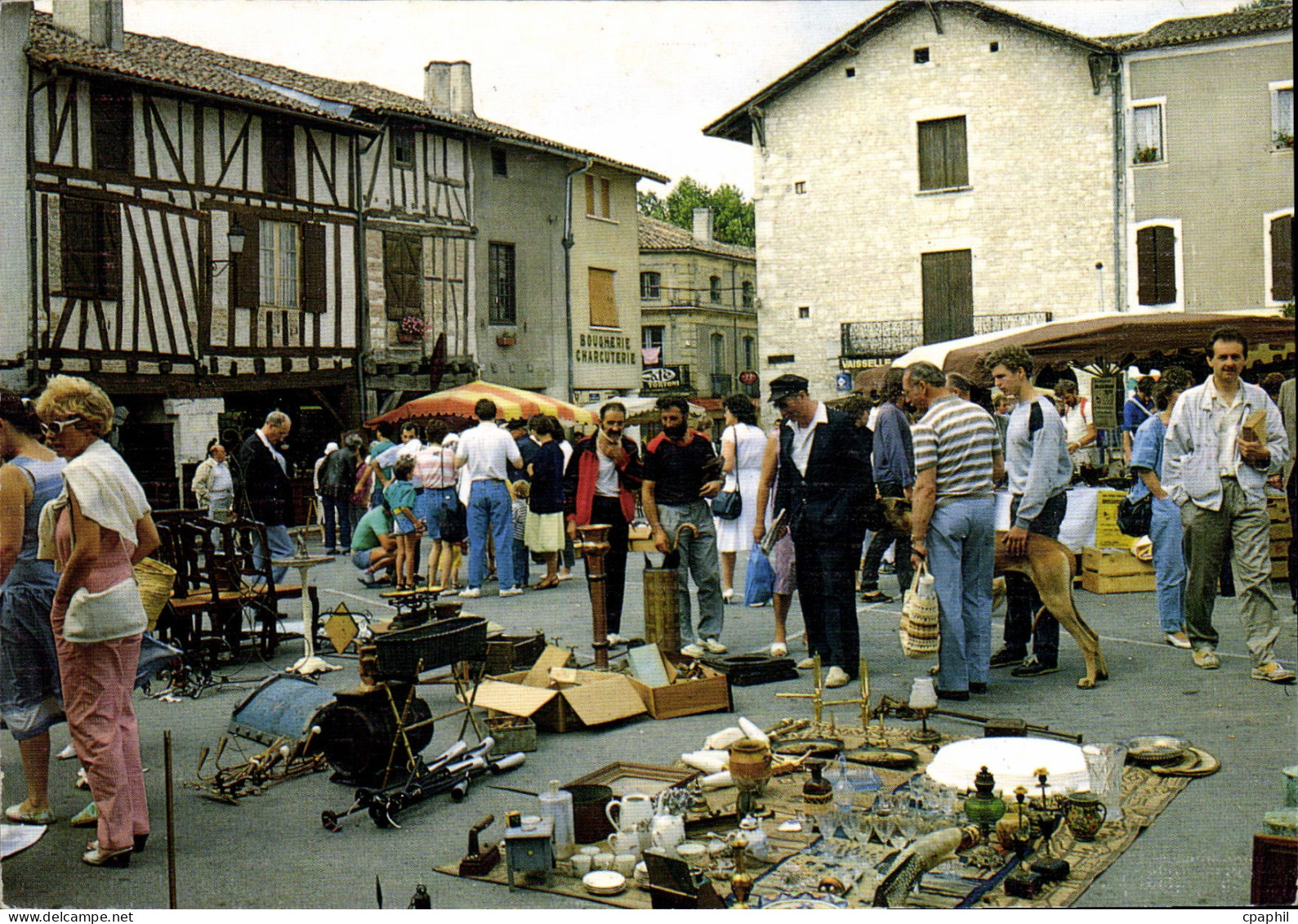 CPSM Eymet Place Gambetta Foire A La Brocante