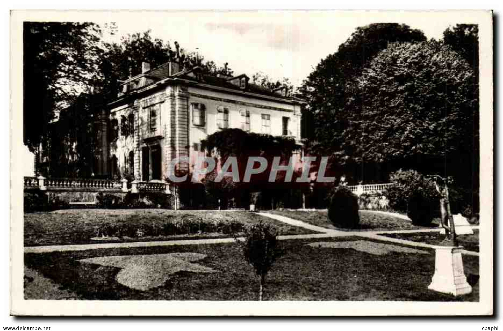 CPSM Ferney Voltaire Le chateau Voltaire Face orientale