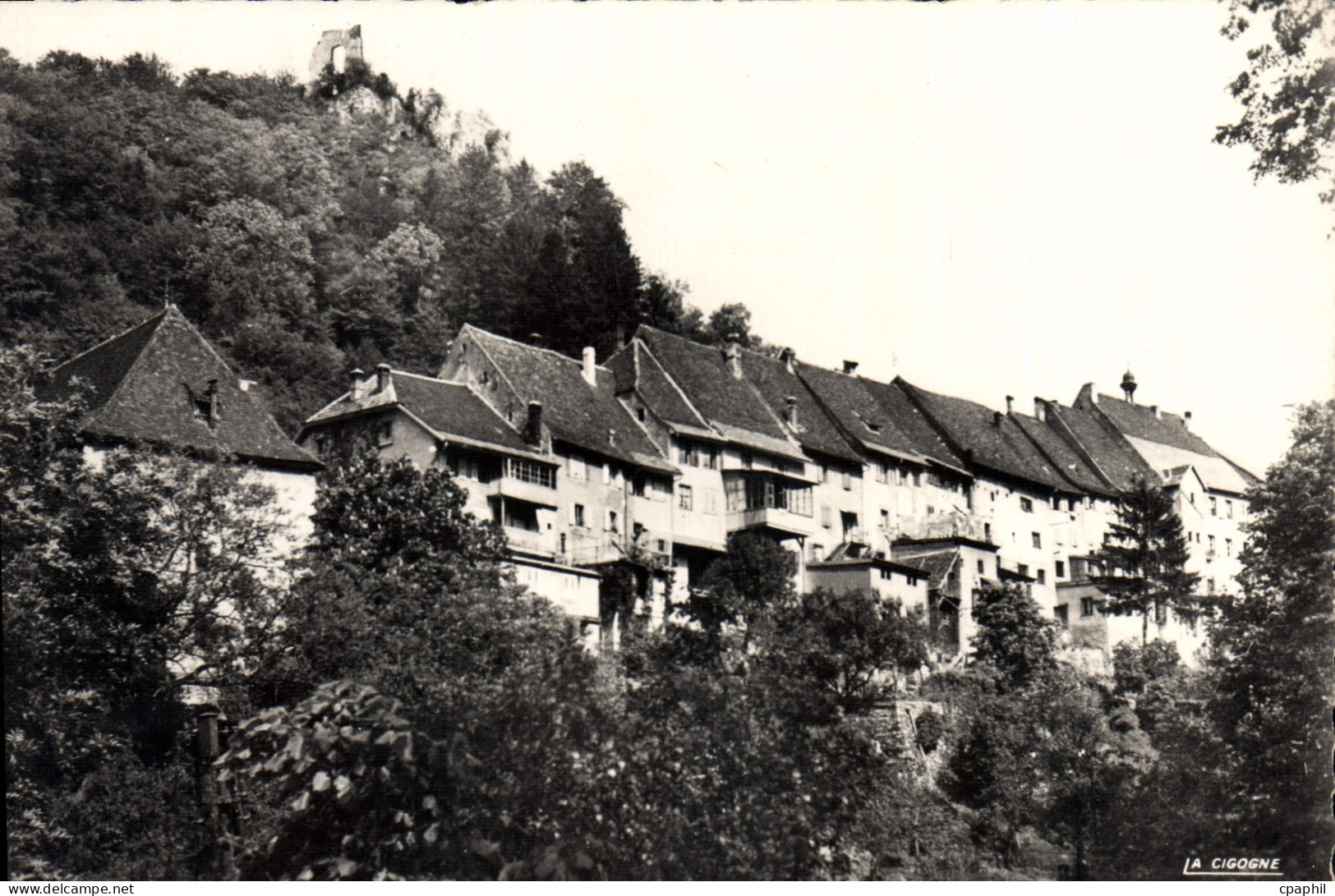CPSM Ferrette Jura Alsacien Ville Haute et château