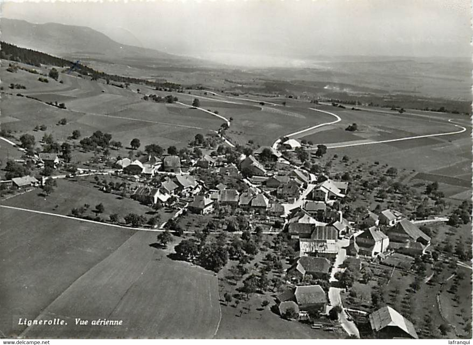 -cpsm format 15x10,5cms env -ref AB458- suisse - lignerolle - vue aerienne -