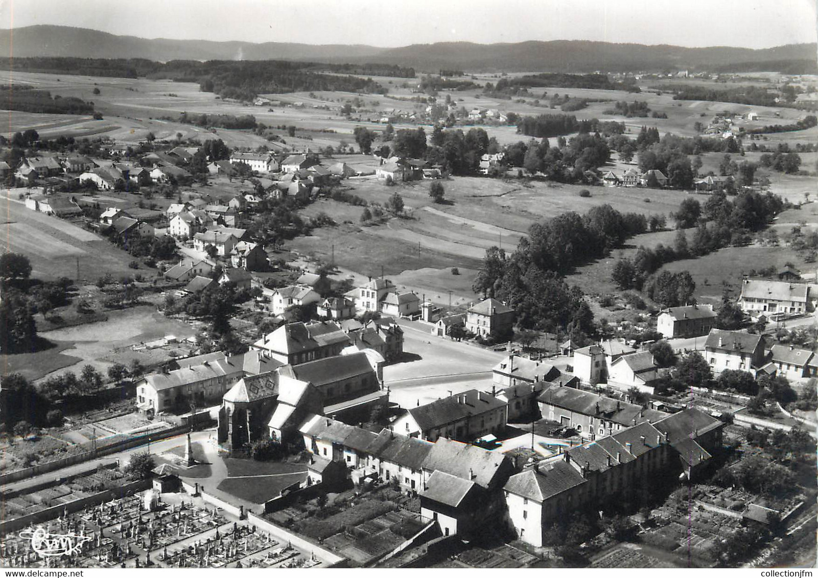 / CPSM FRANCE 88 "Etival Clairefontaine, vue aérienne"