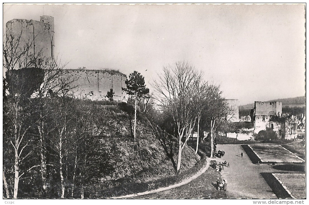 CPSM Gisors - La Tour Saint Thomas