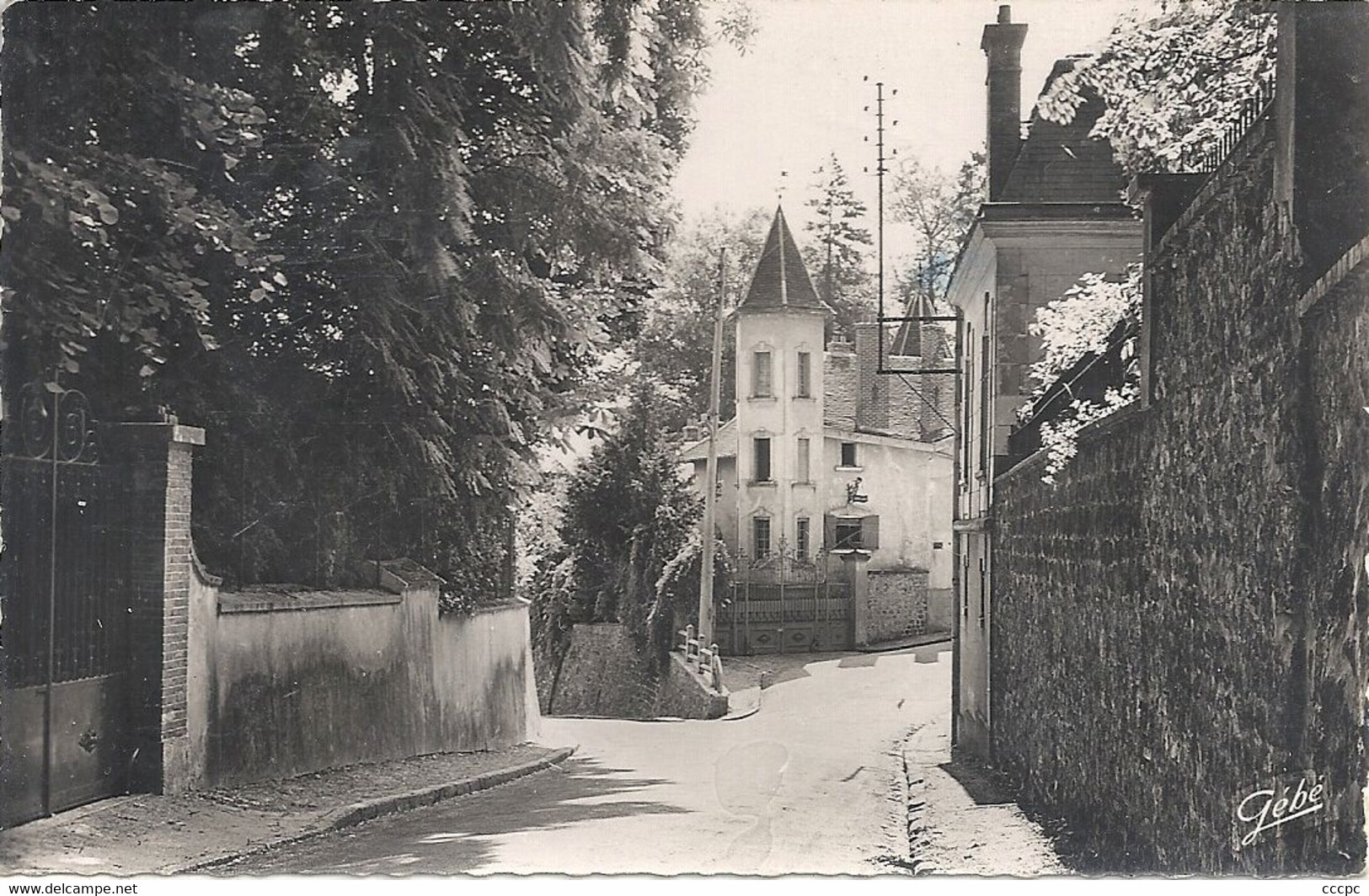 CPSM Hardricourt Vue sur le Château