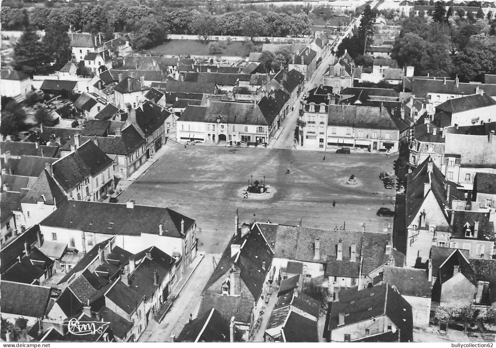 CPSM Henrichemont  18/74