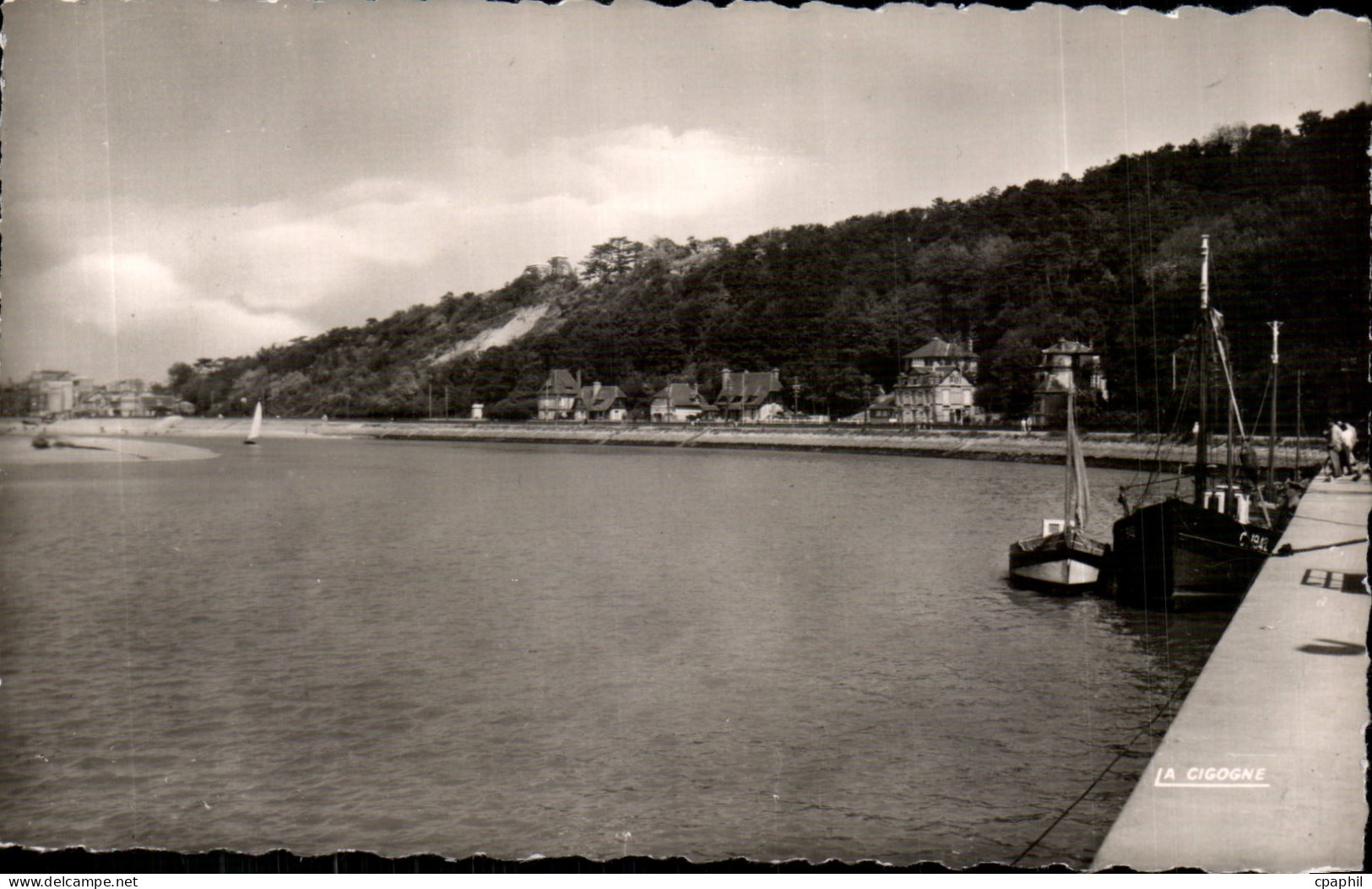 CPSM Houlgate Le port de Dives vers Houlgate