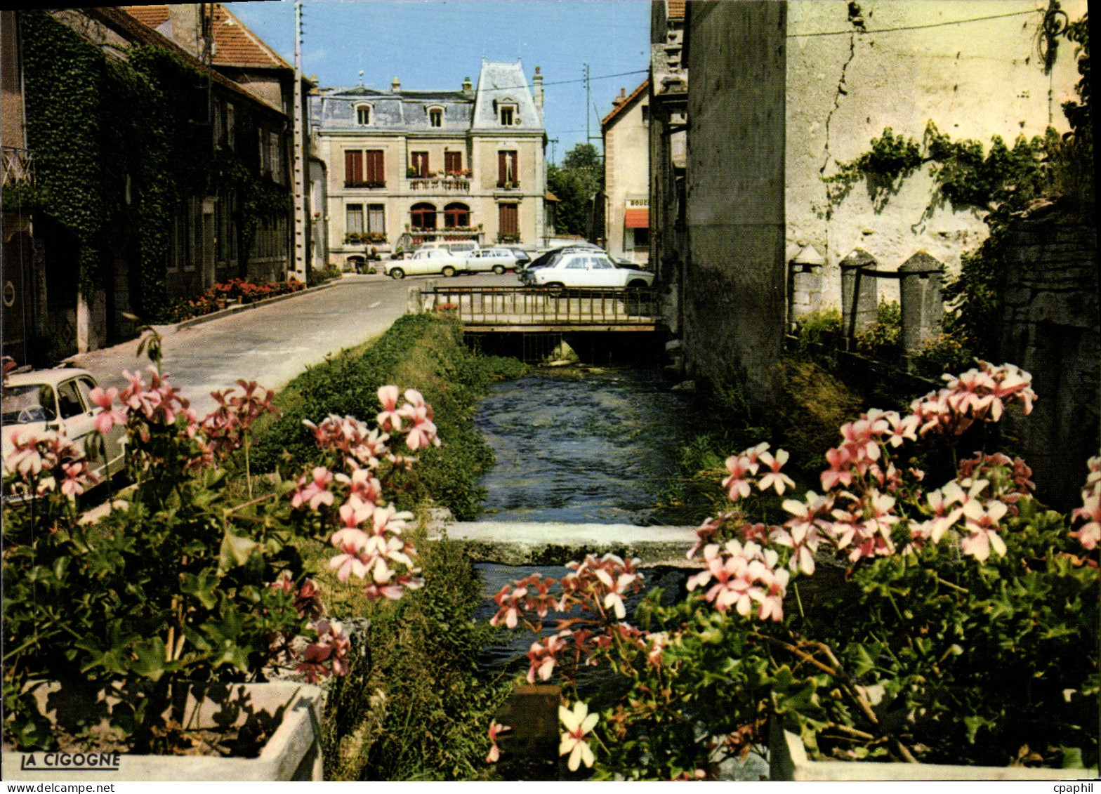 CPSM IS-sur-TILLE rives fleuries