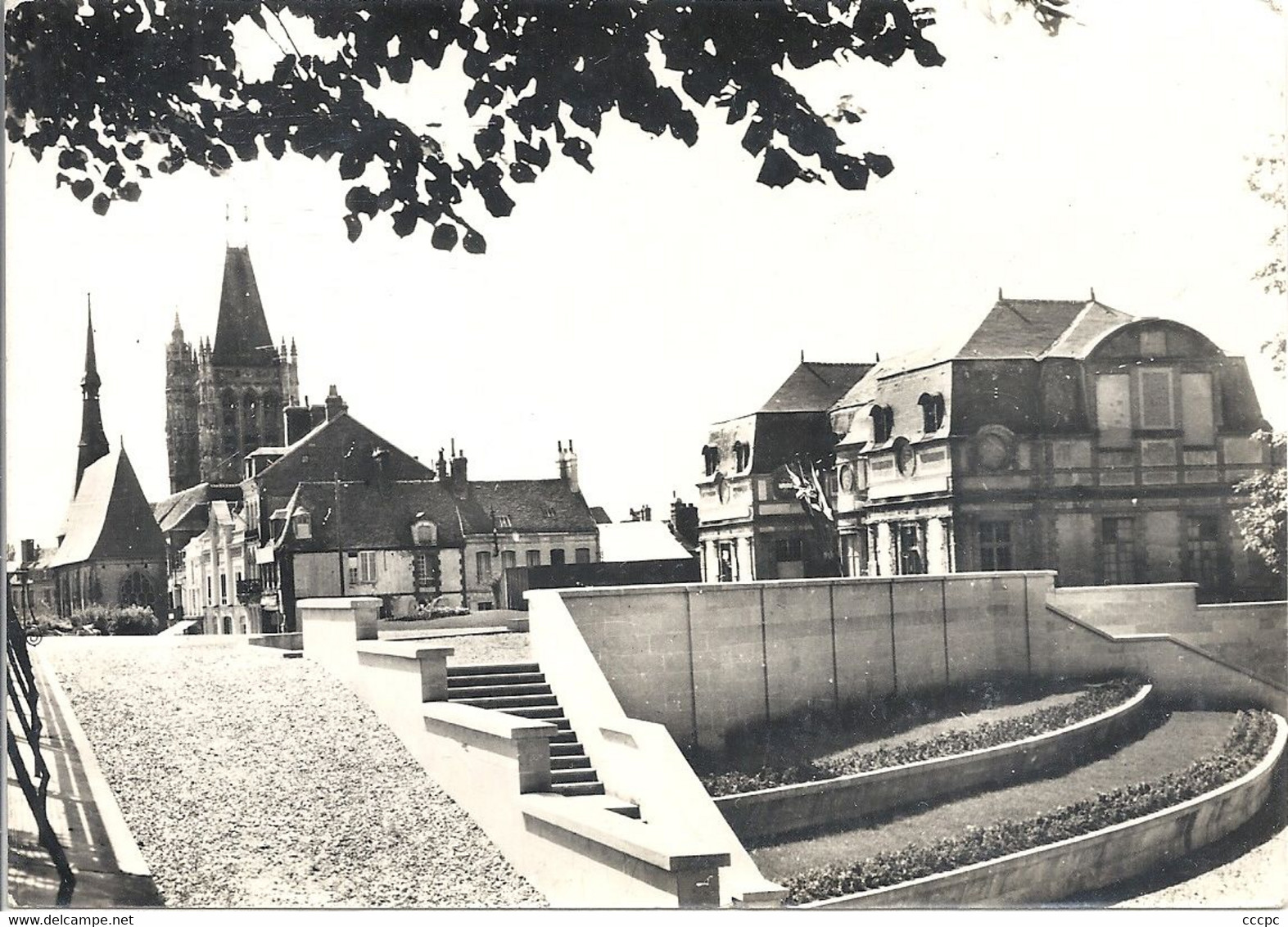 CPSM L'Aigle L'Eglise St-Martin et le Musée sonore