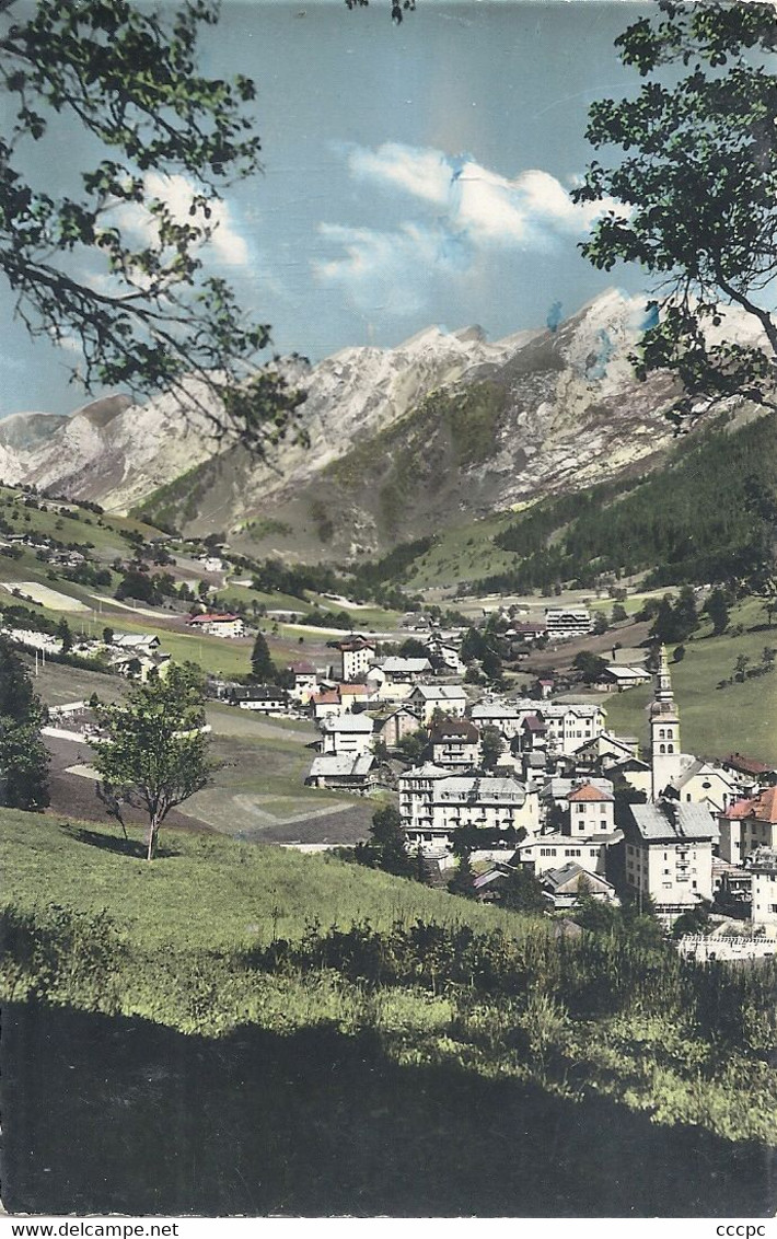 CPSM La Clusaz Vue général et Chaîne des Aravis