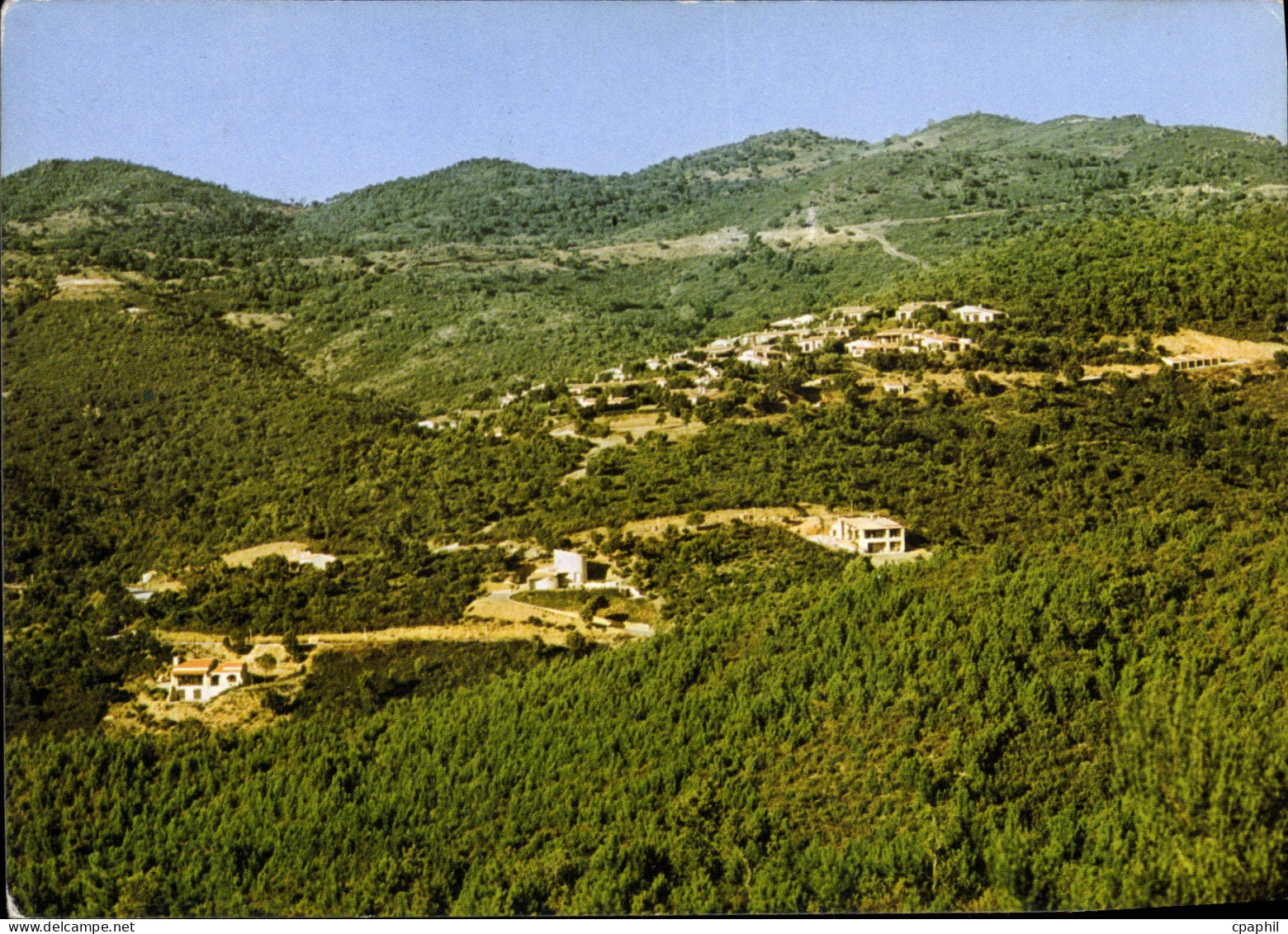 CPSM La Londe les Maures Var Domaine de Valcros Le village de l'Alycastre