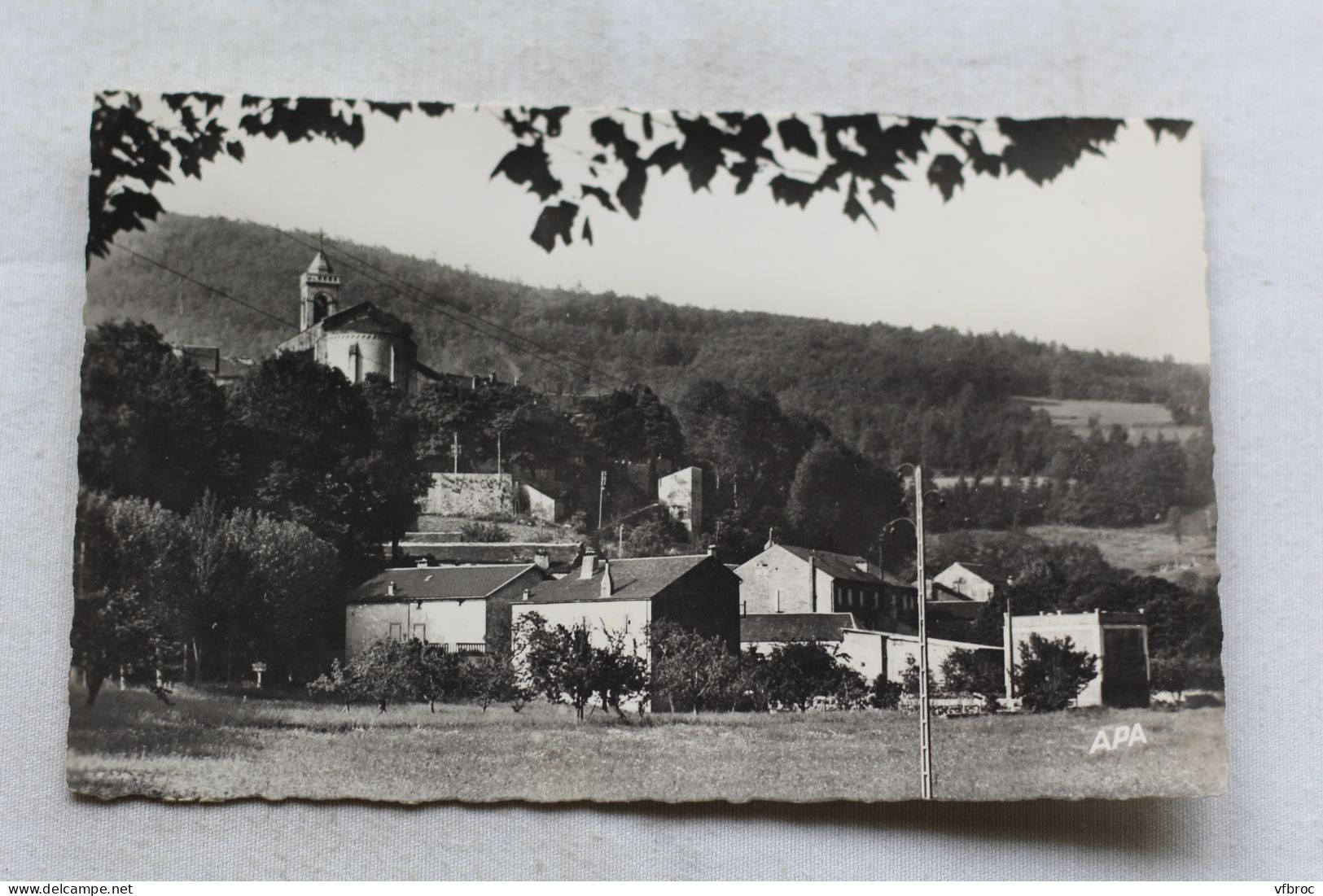 Cpsm, La Salvetat sur Agout, l'église vue côté Nord, Hérault 34