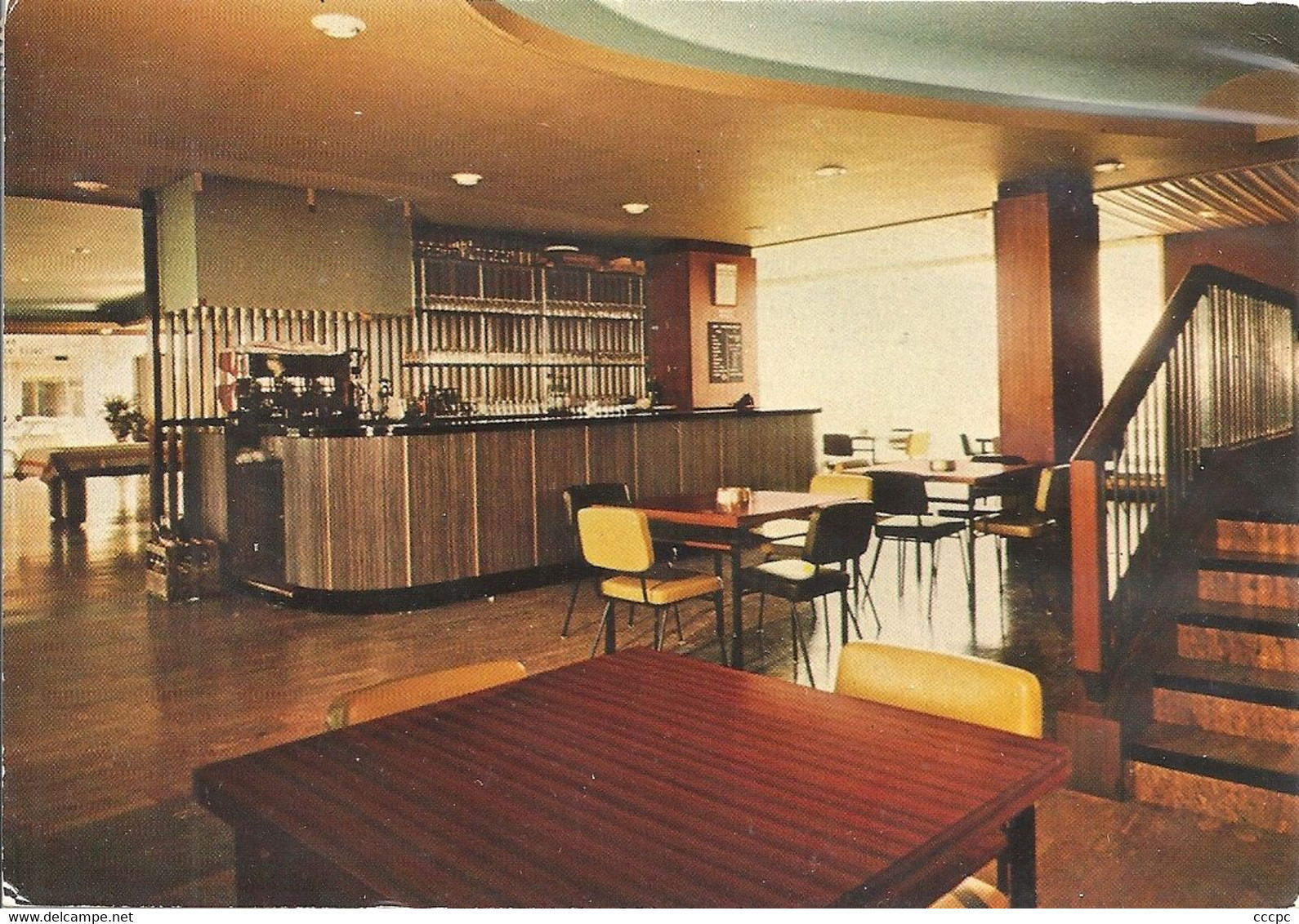 CPSM La Verrière L'institut Marcel Rivière La Cafétaria