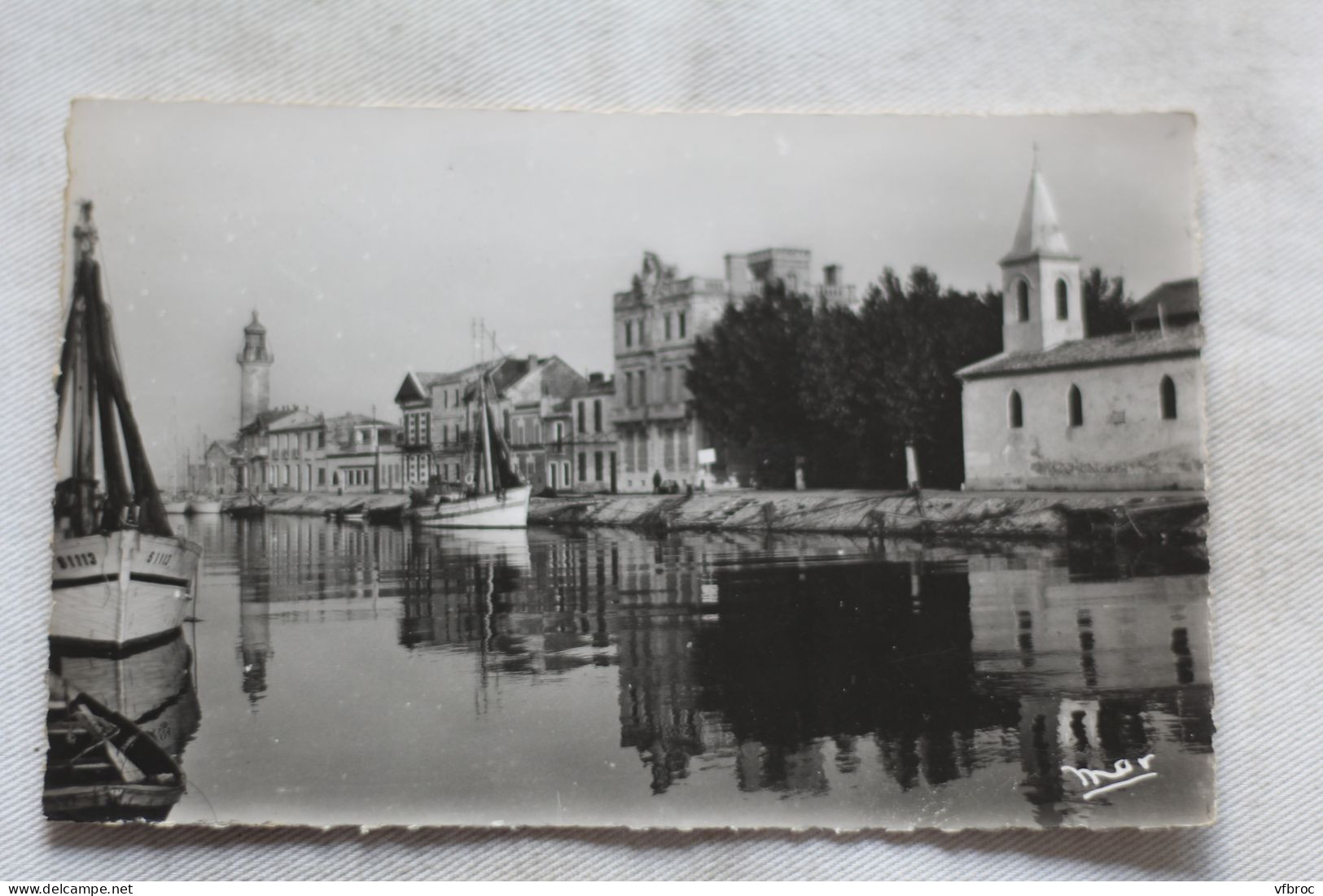 Cpsm, Le Grau du Roi, le canal et l'église, Gard 30