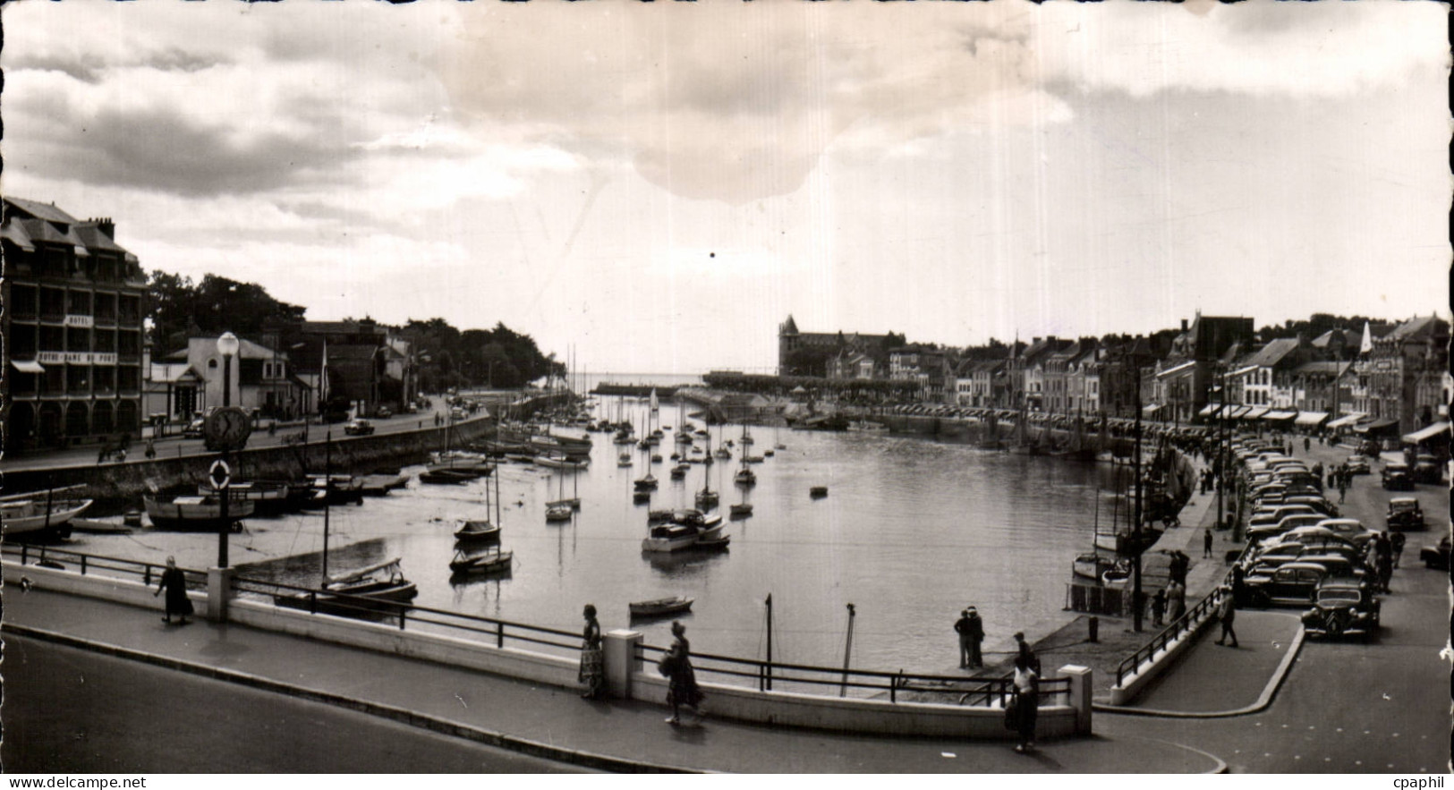 CPSM Le Pouliguen Le port