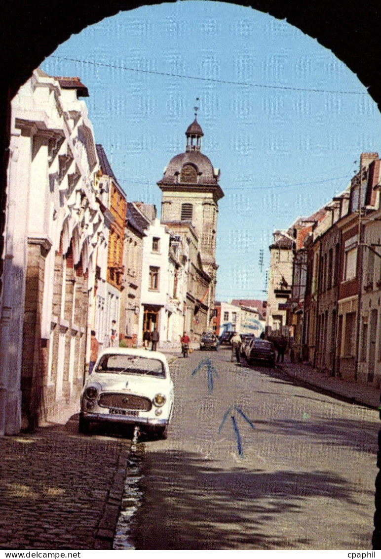 CPSM Le Quesnoy Rue Marechal Joffre